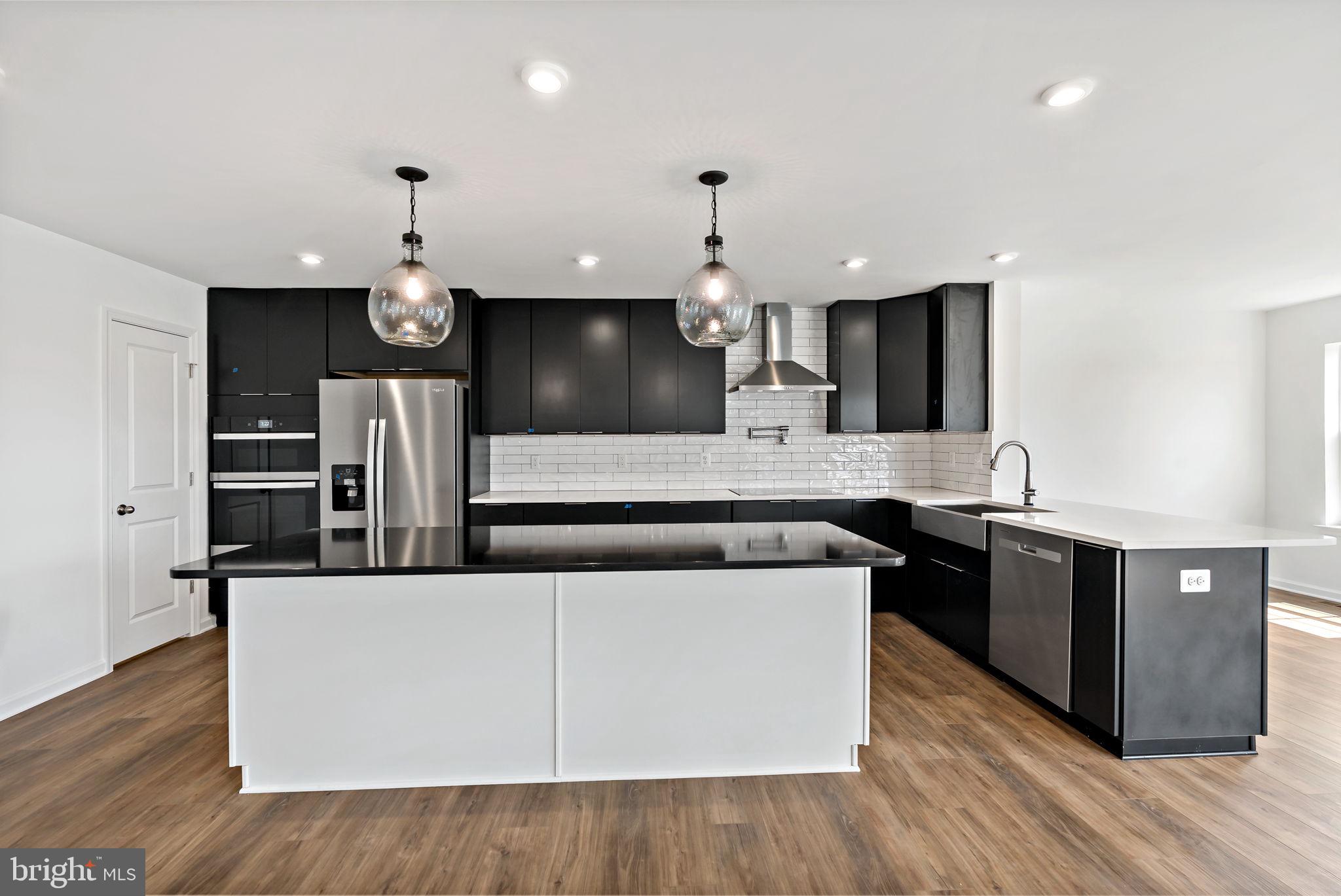 SOUTH BROOK - Residential