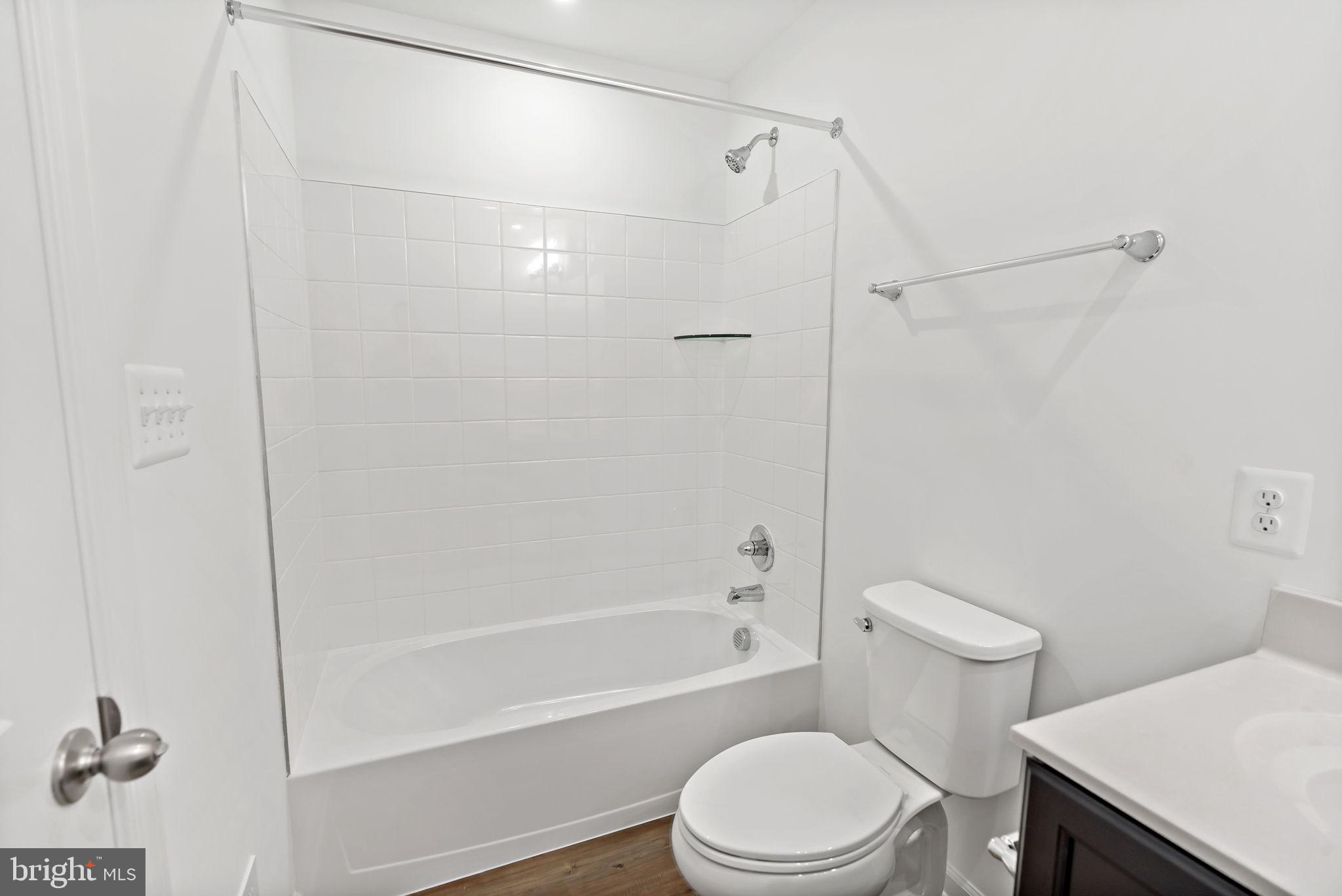 SOUTH BROOK - Residential