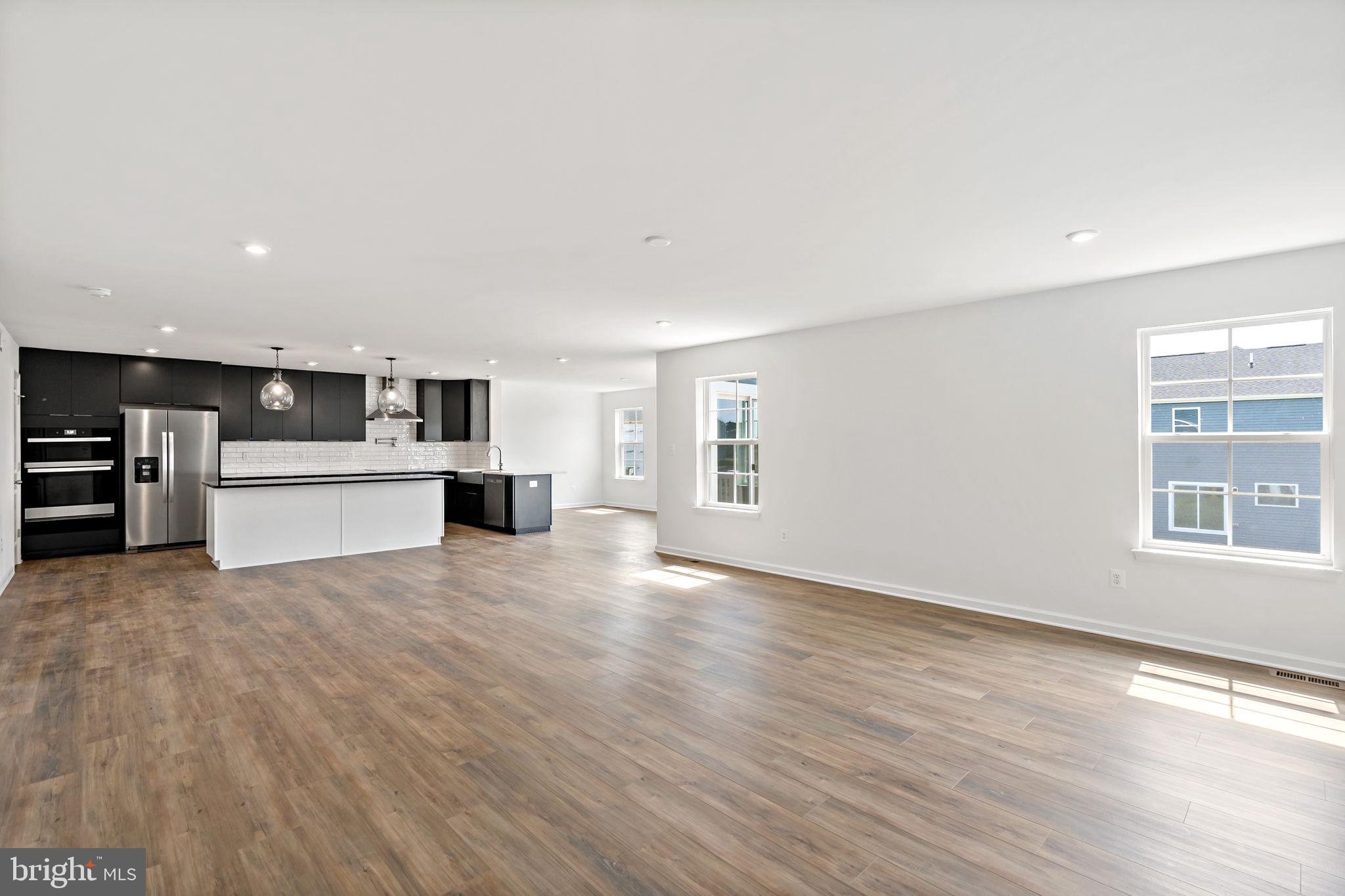 SOUTH BROOK - Residential