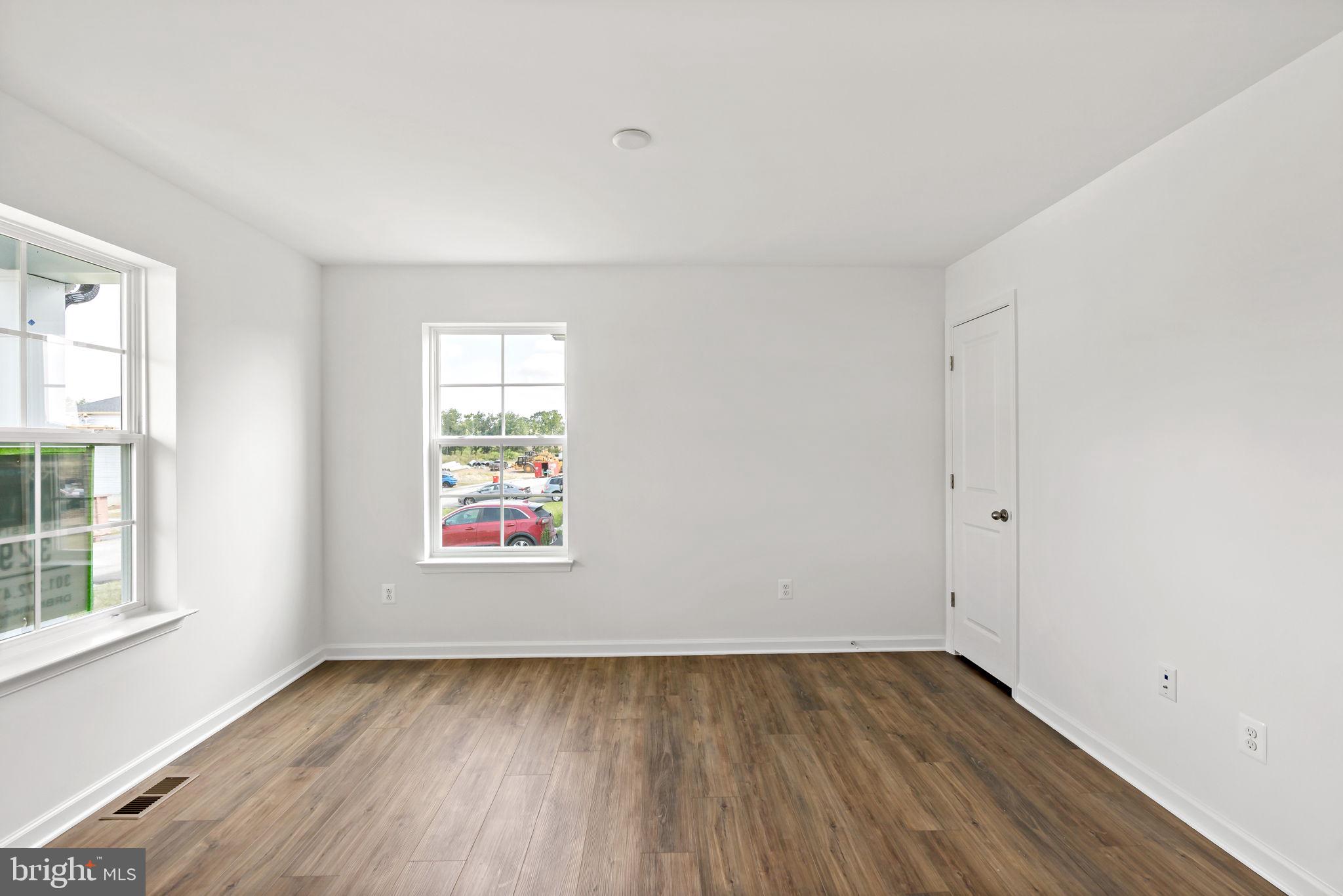 SOUTH BROOK - Residential