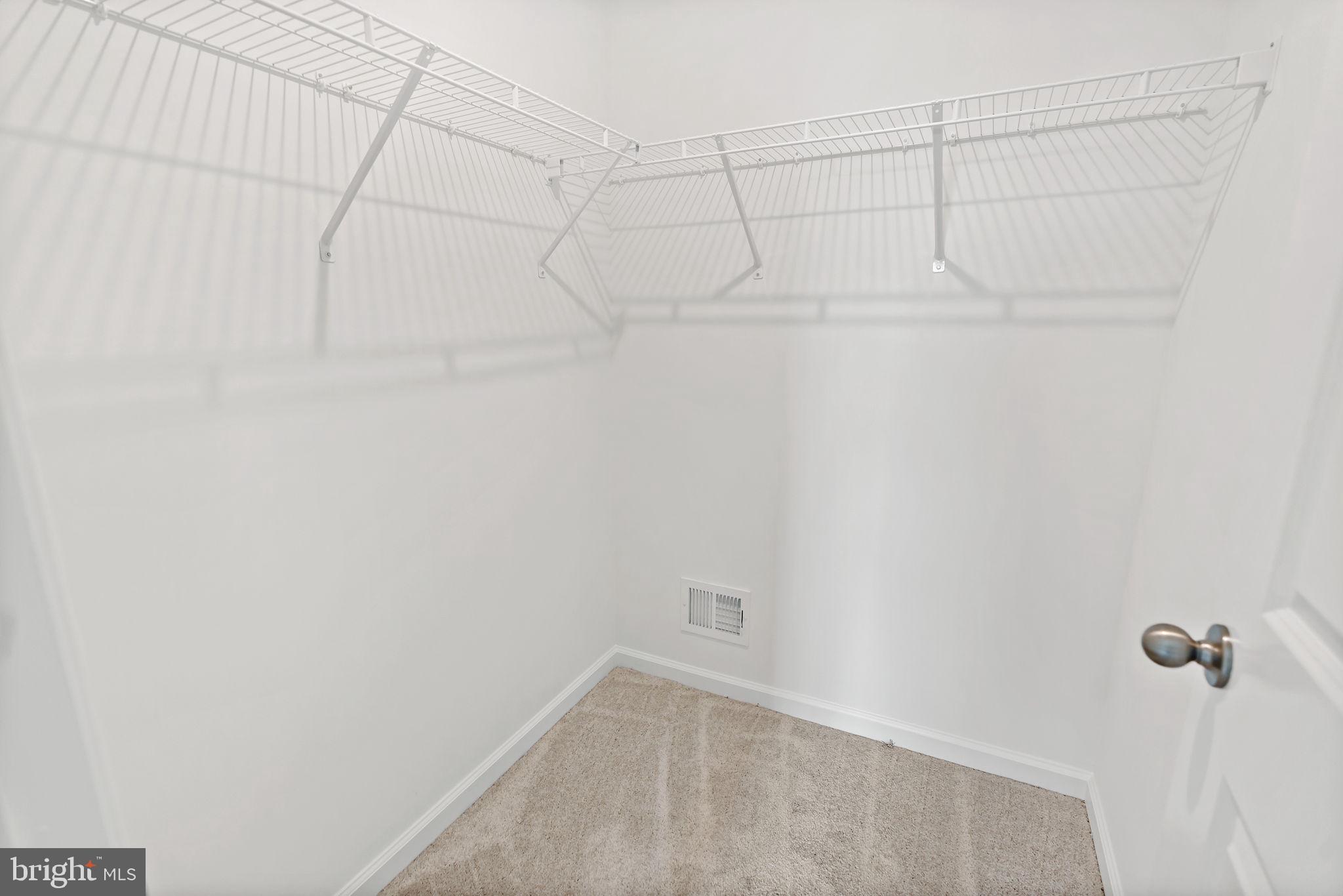 SOUTH BROOK - Residential