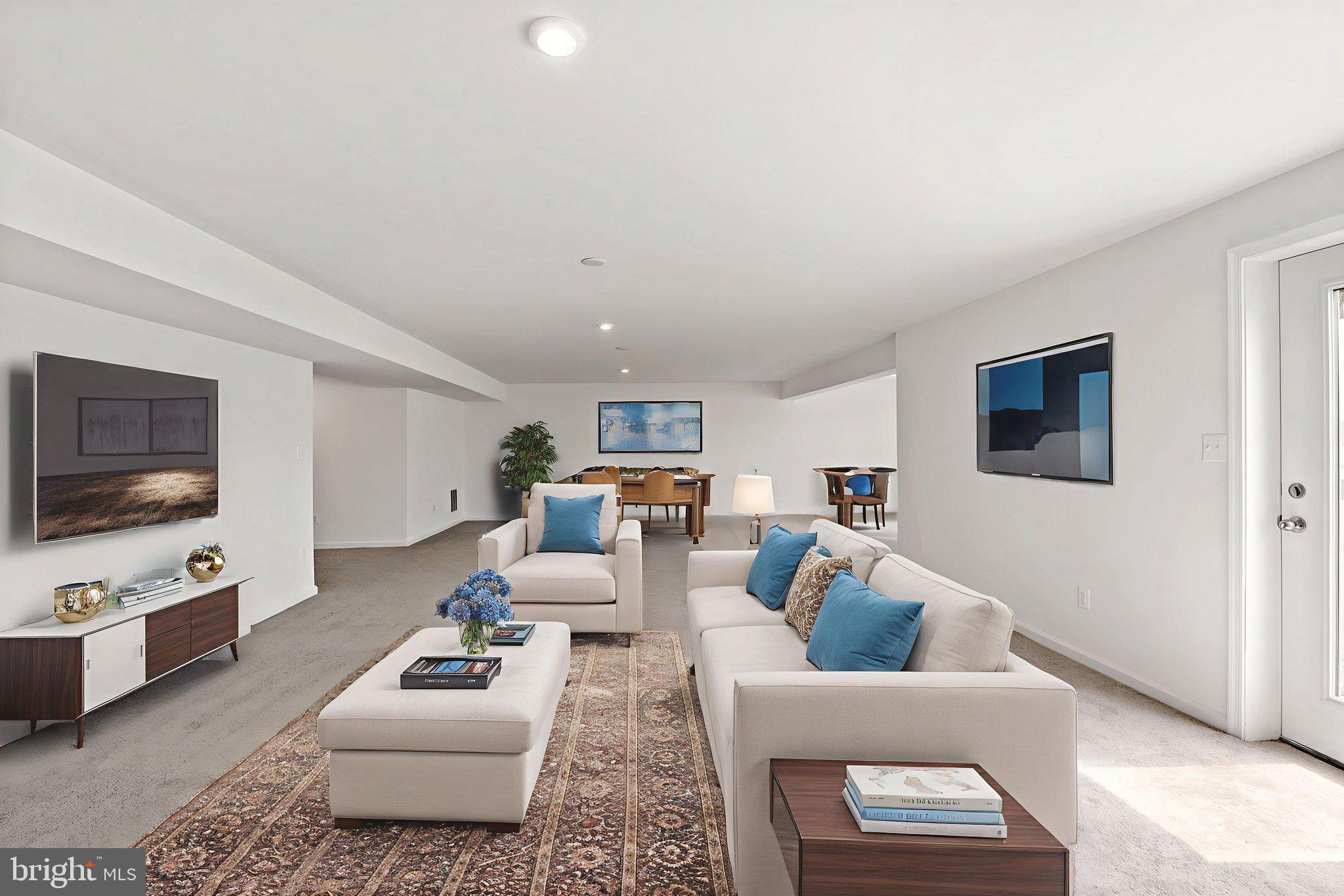 SOUTH BROOK - Residential