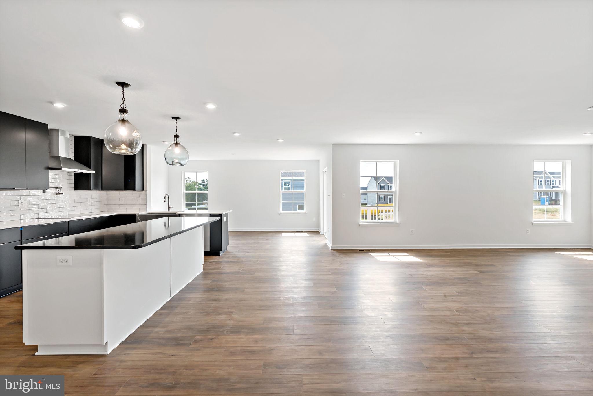 SOUTH BROOK - Residential