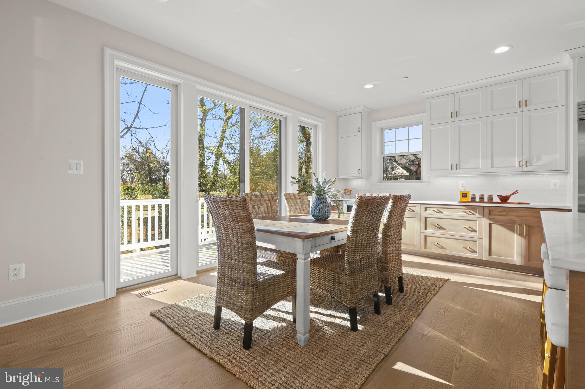 SOMERSET - Residential