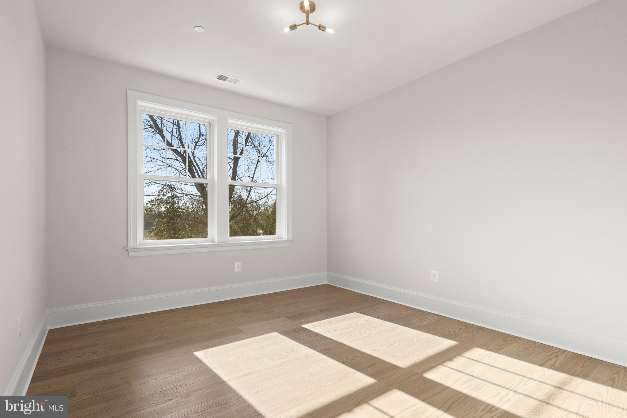 SOMERSET - Residential