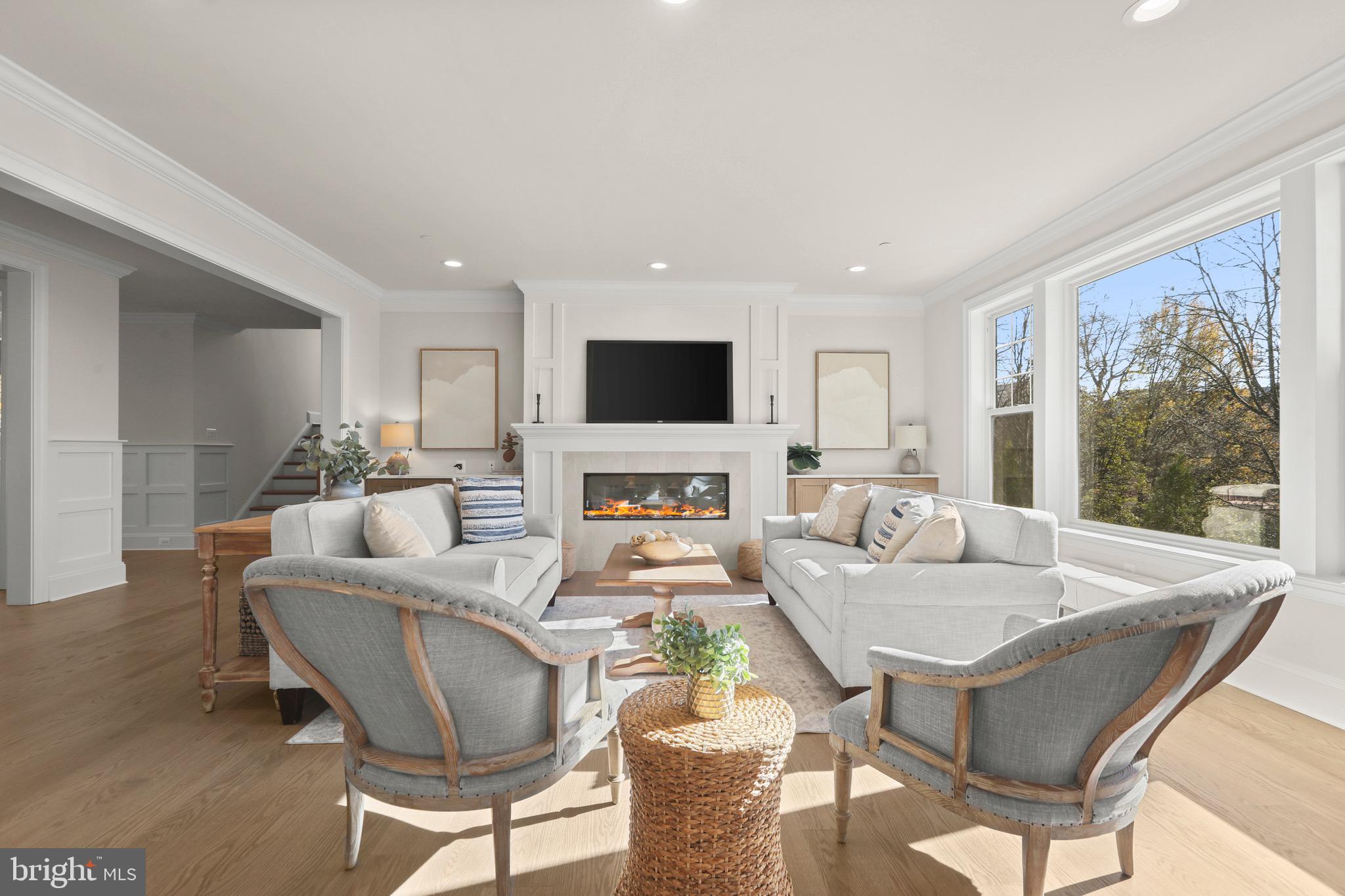 SOMERSET - Residential