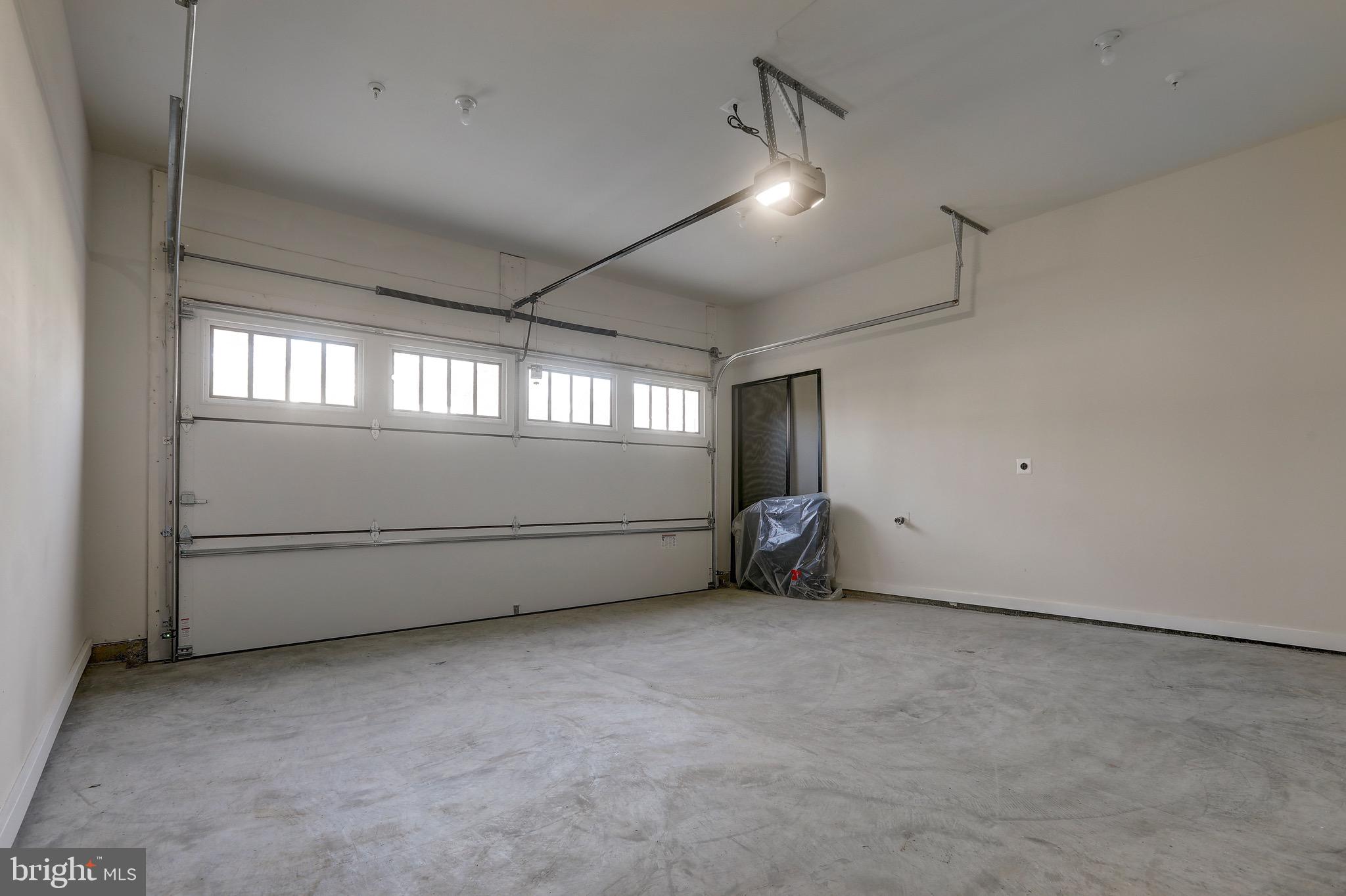 SOMERSET - Residential