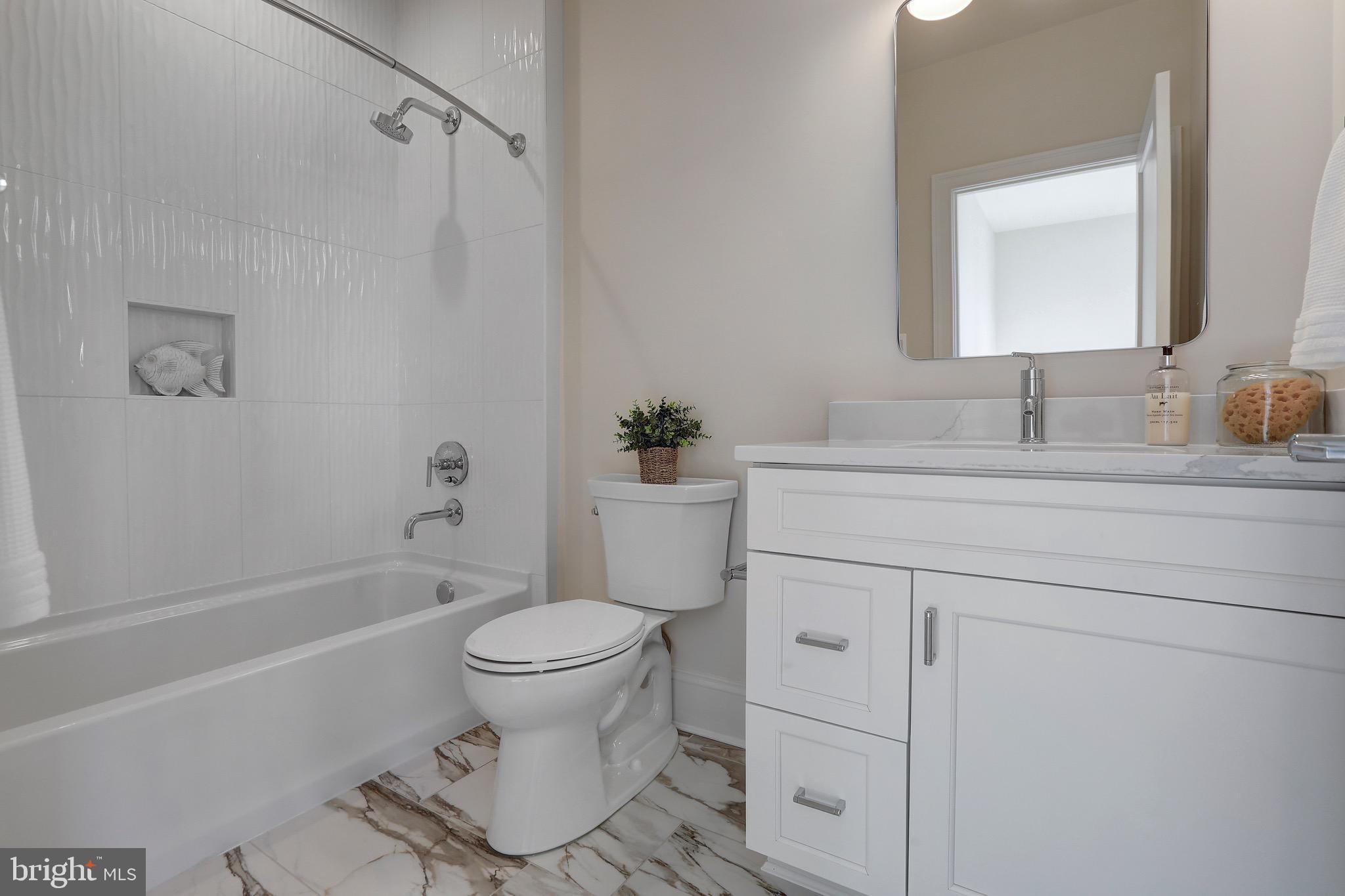 SOMERSET - Residential