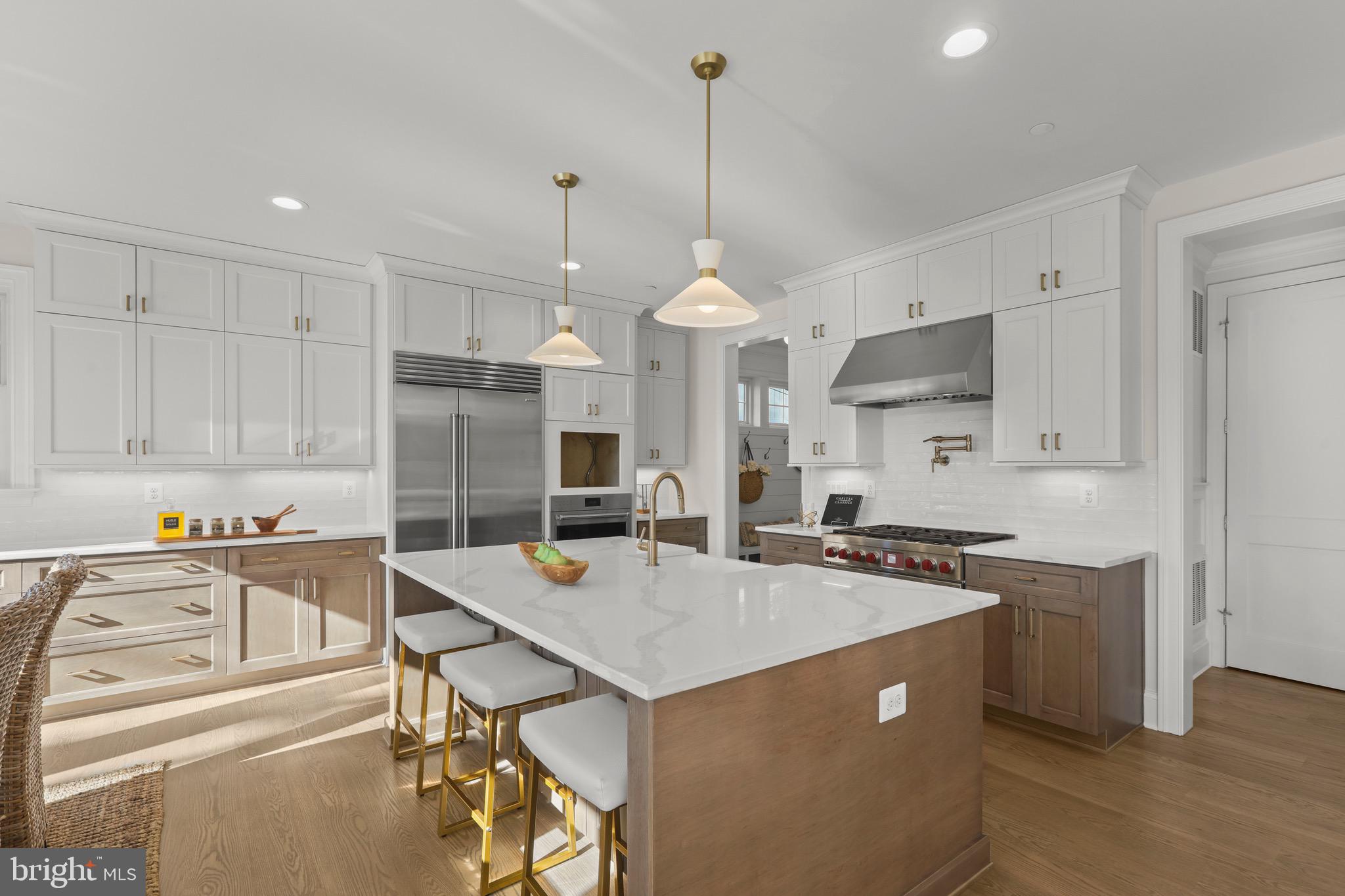 SOMERSET - Residential