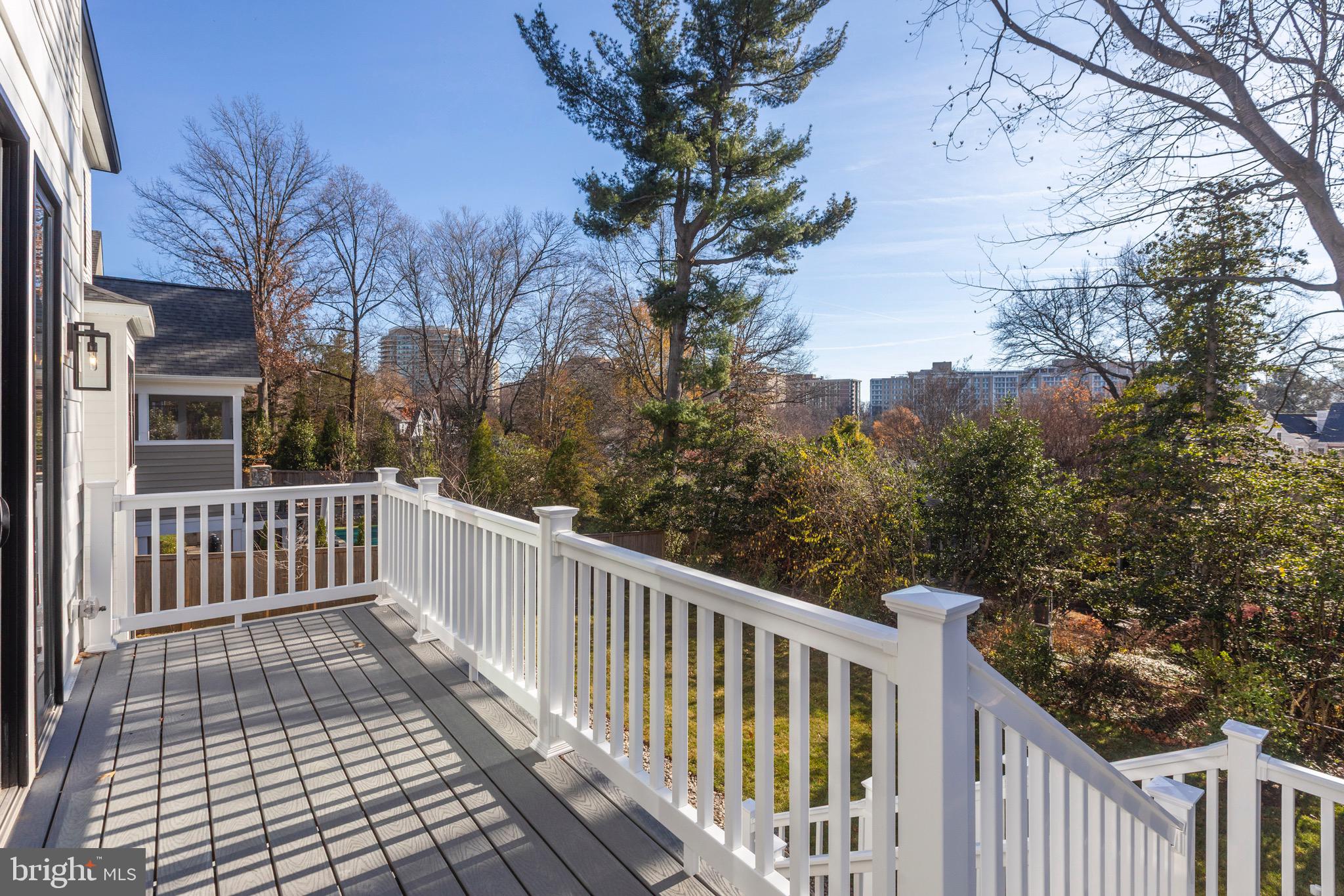 SOMERSET - Residential