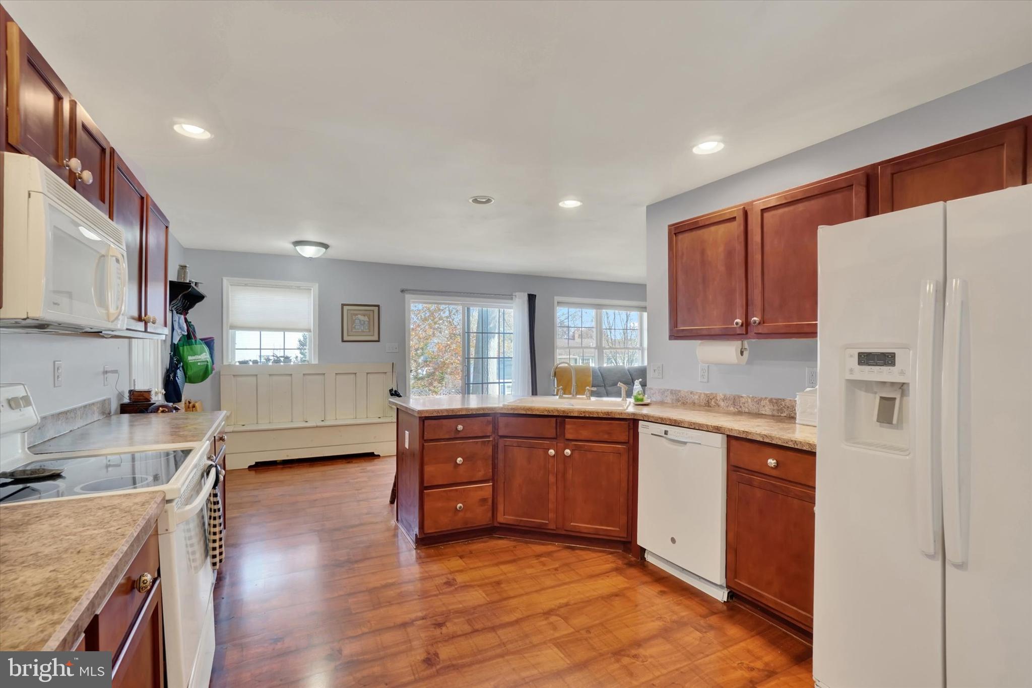 CRANBROOK ACRES - Residential