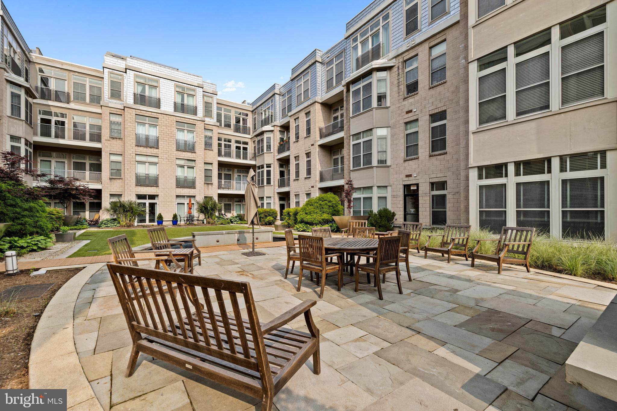 MOUNT VERNON PLACE HISTORIC DISTRICT - Residential