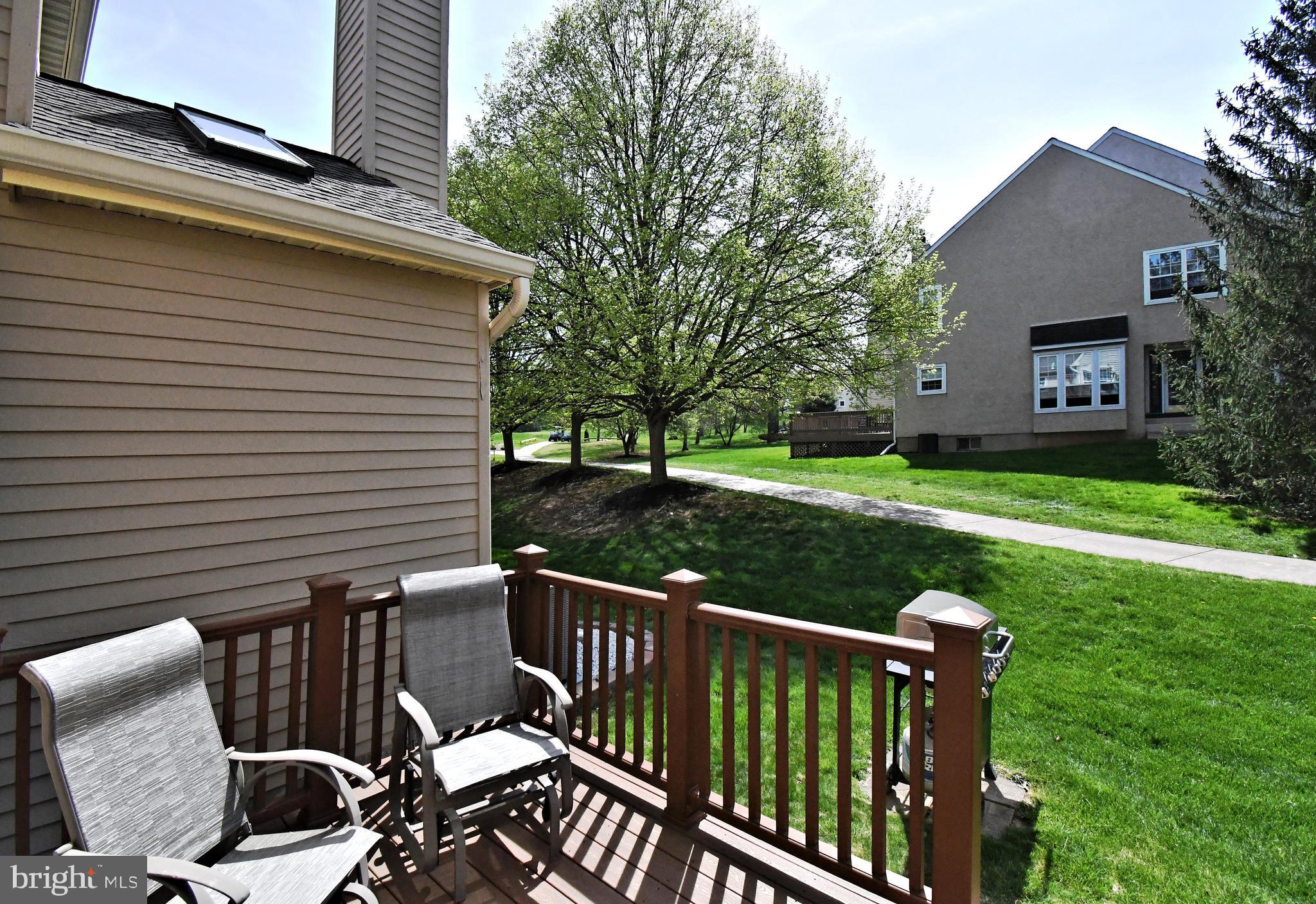 PINECREST - Residential