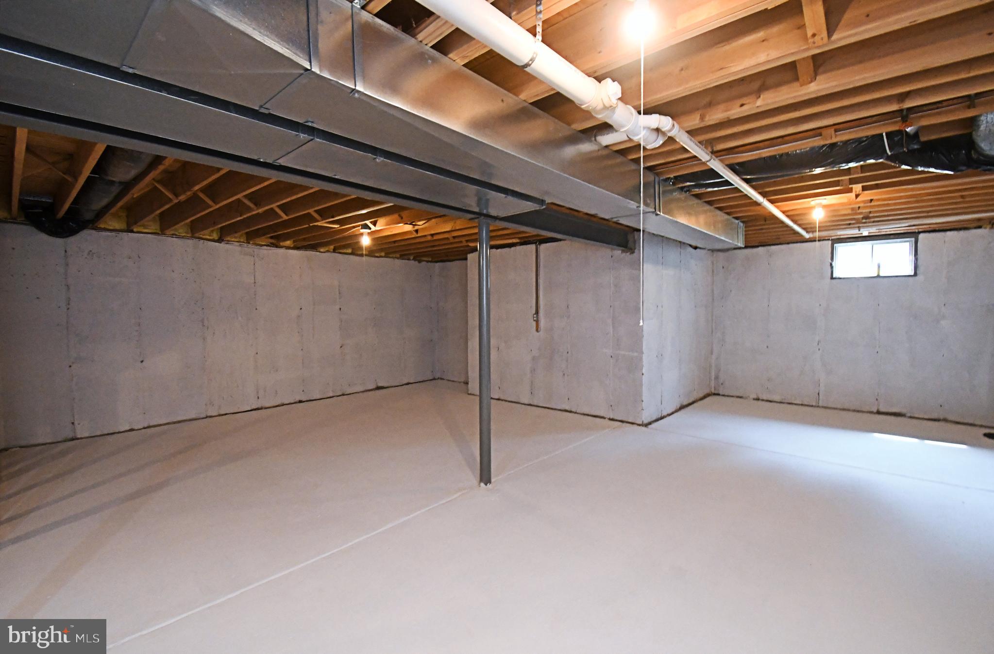 PINECREST - Residential