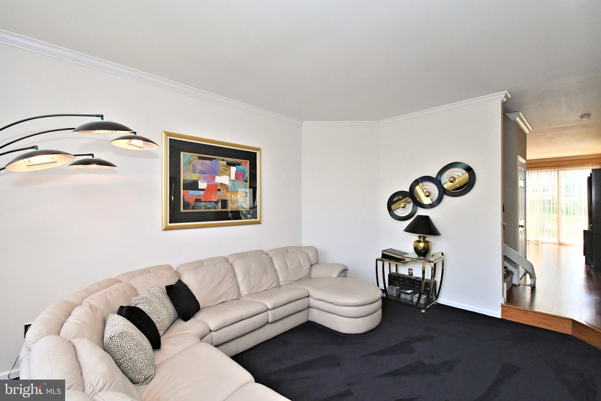 PINECREST - Residential