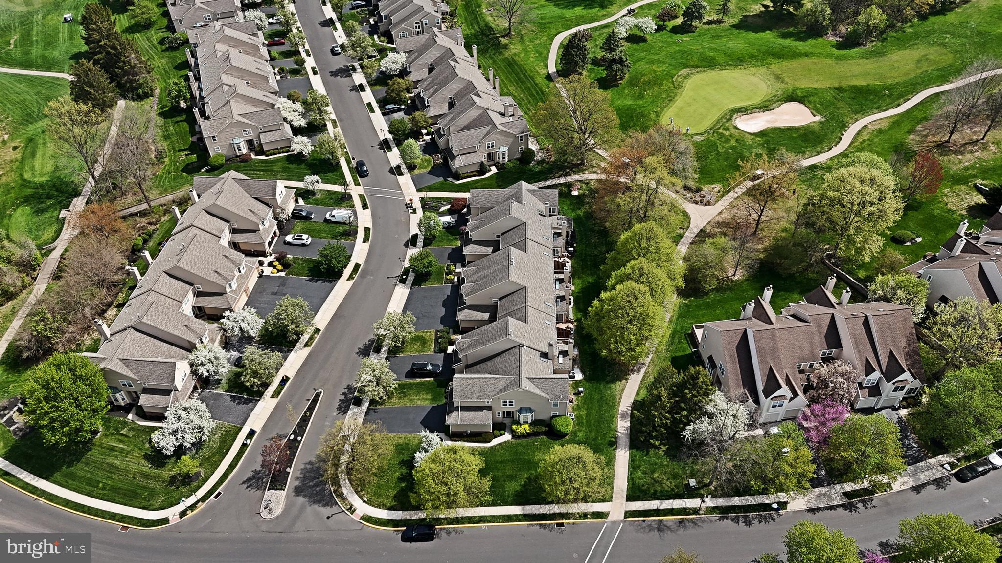 PINECREST - Residential