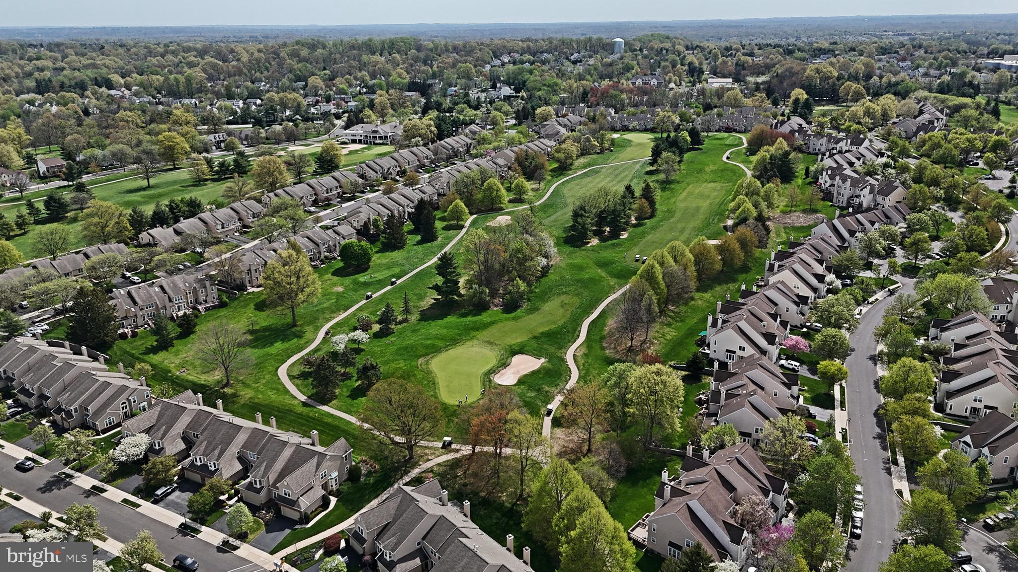 PINECREST - Residential