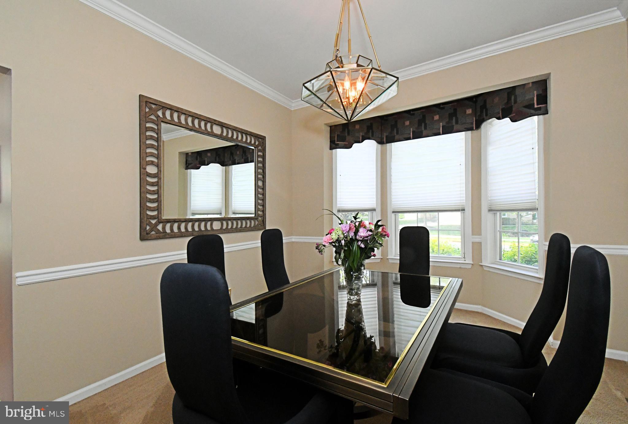 PINECREST - Residential