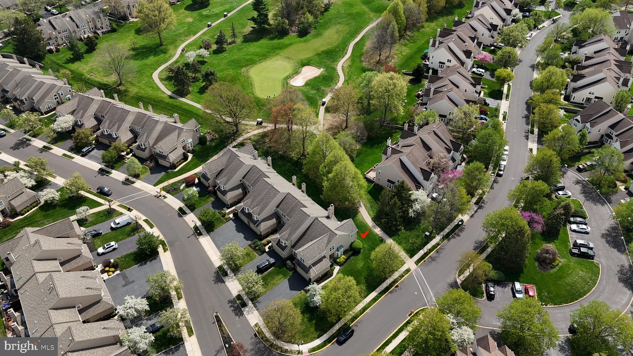 PINECREST - Residential