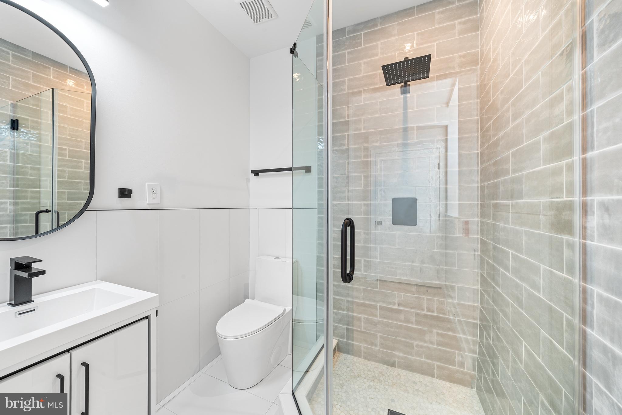 OLDE KENSINGTON - Residential Lease