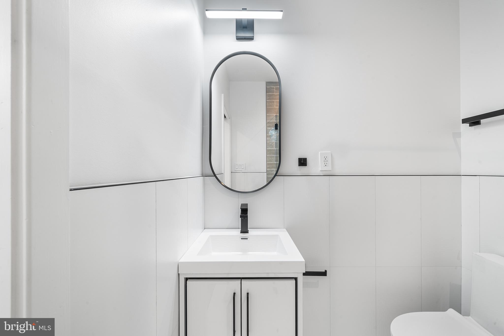 OLDE KENSINGTON - Residential Lease