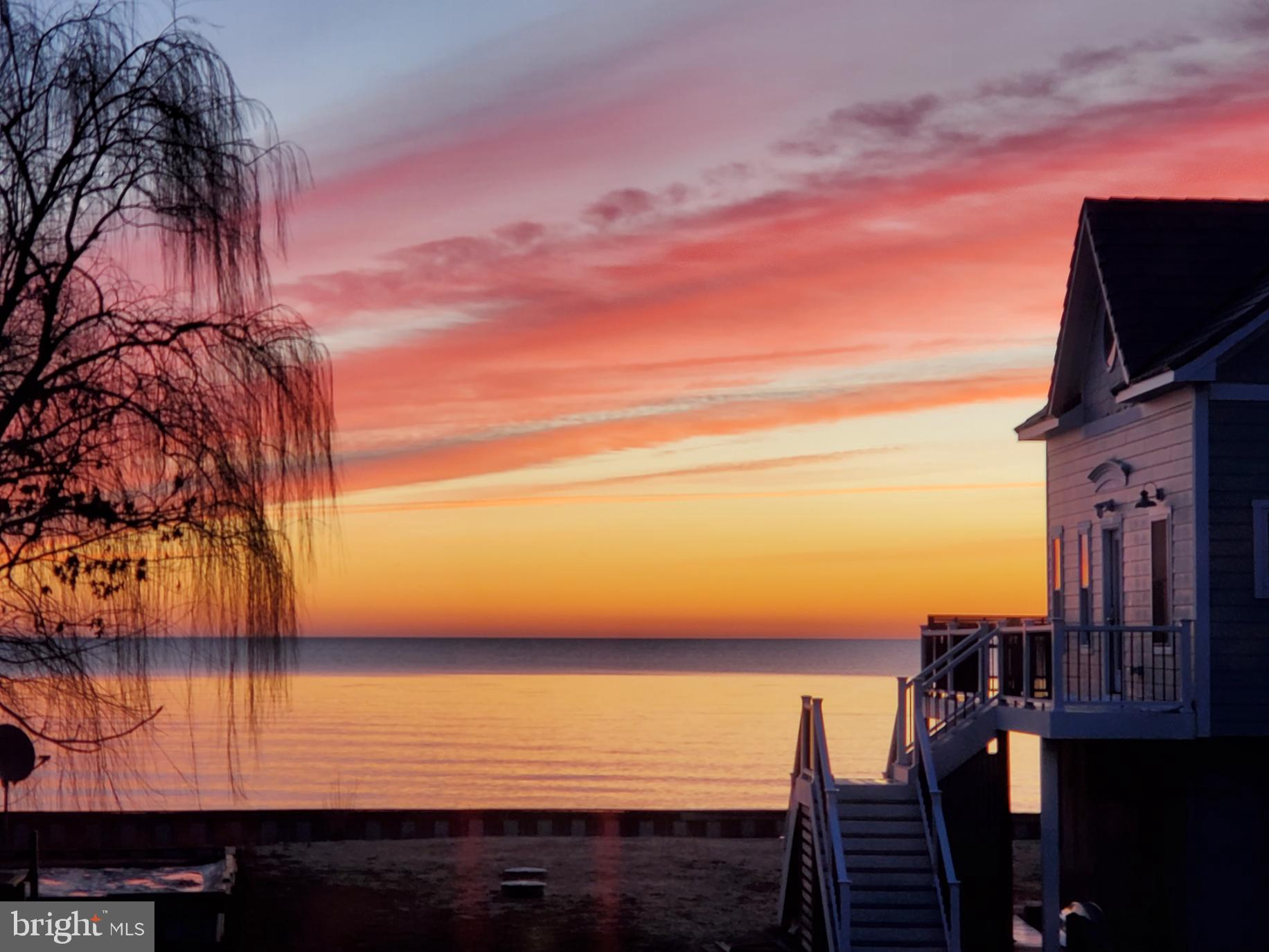 HAYS BEACH - Residential