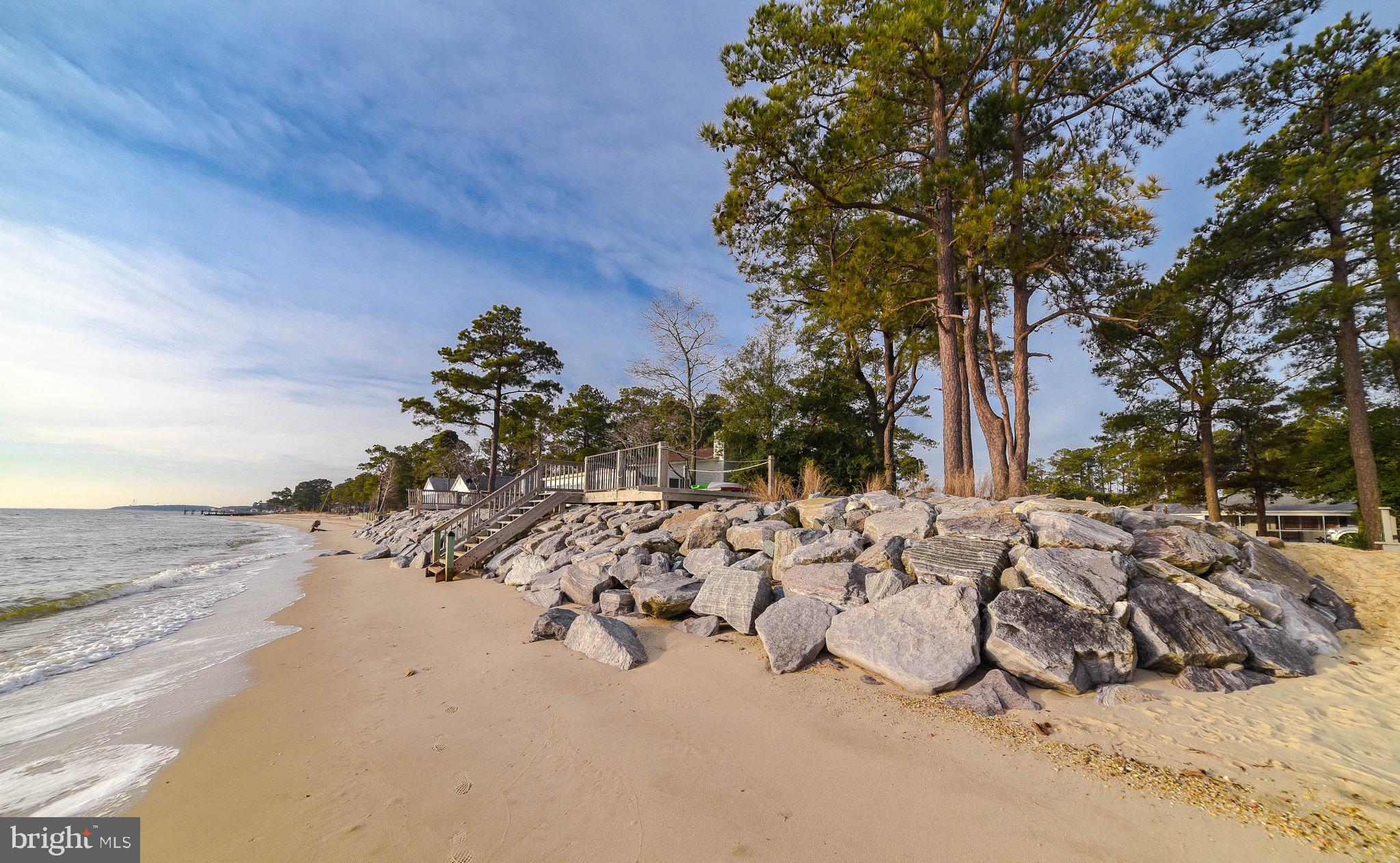 HAYS BEACH - Residential