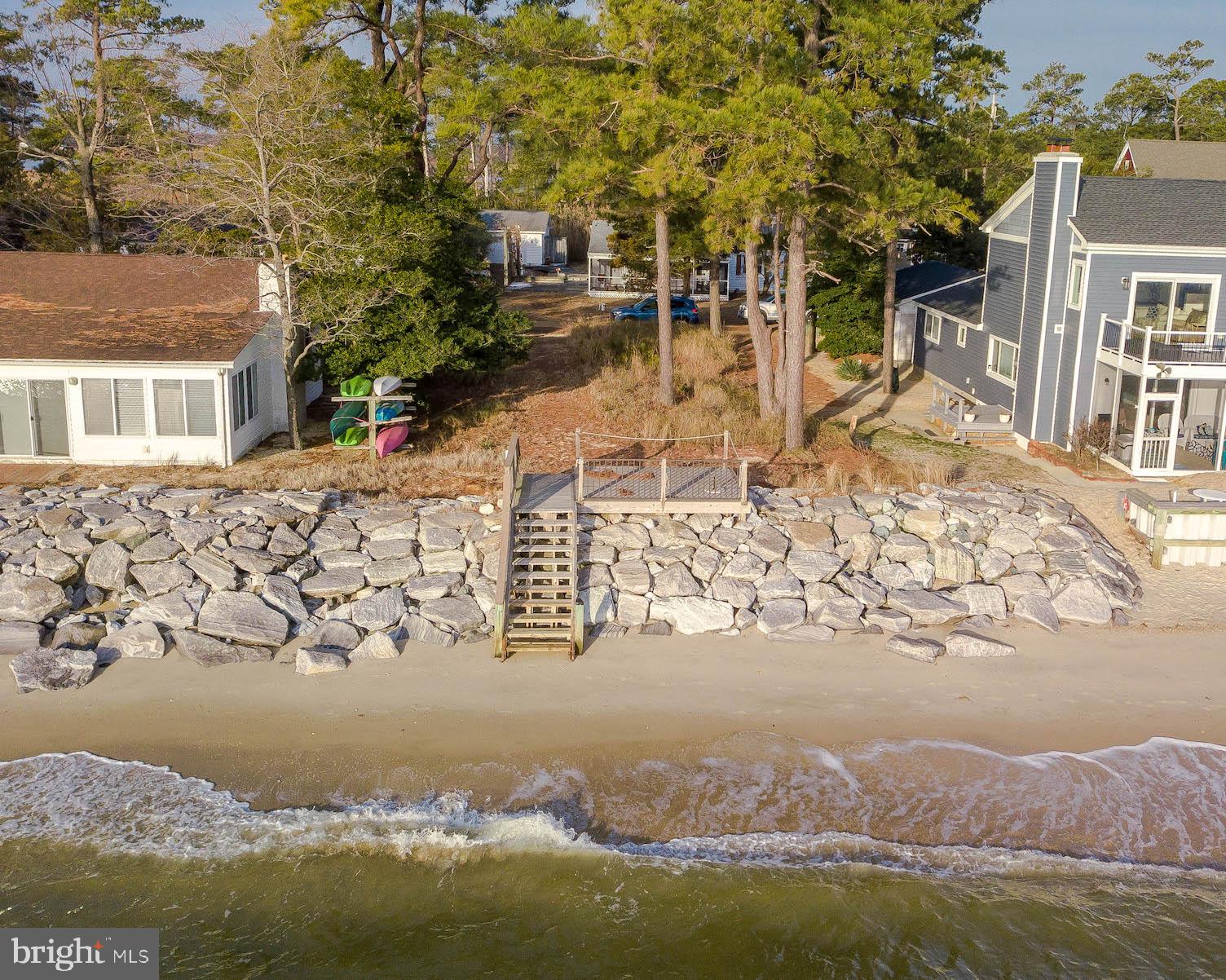 HAYS BEACH - Residential