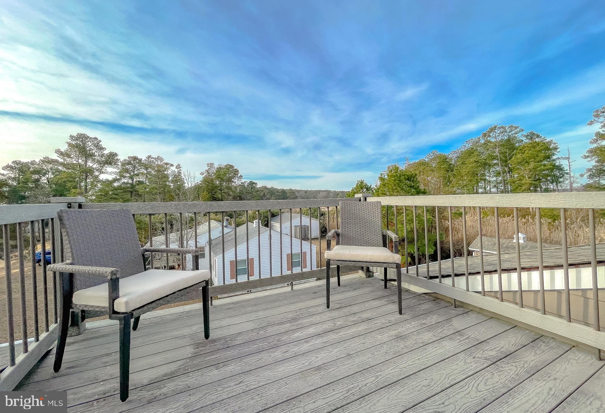 HAYS BEACH - Residential