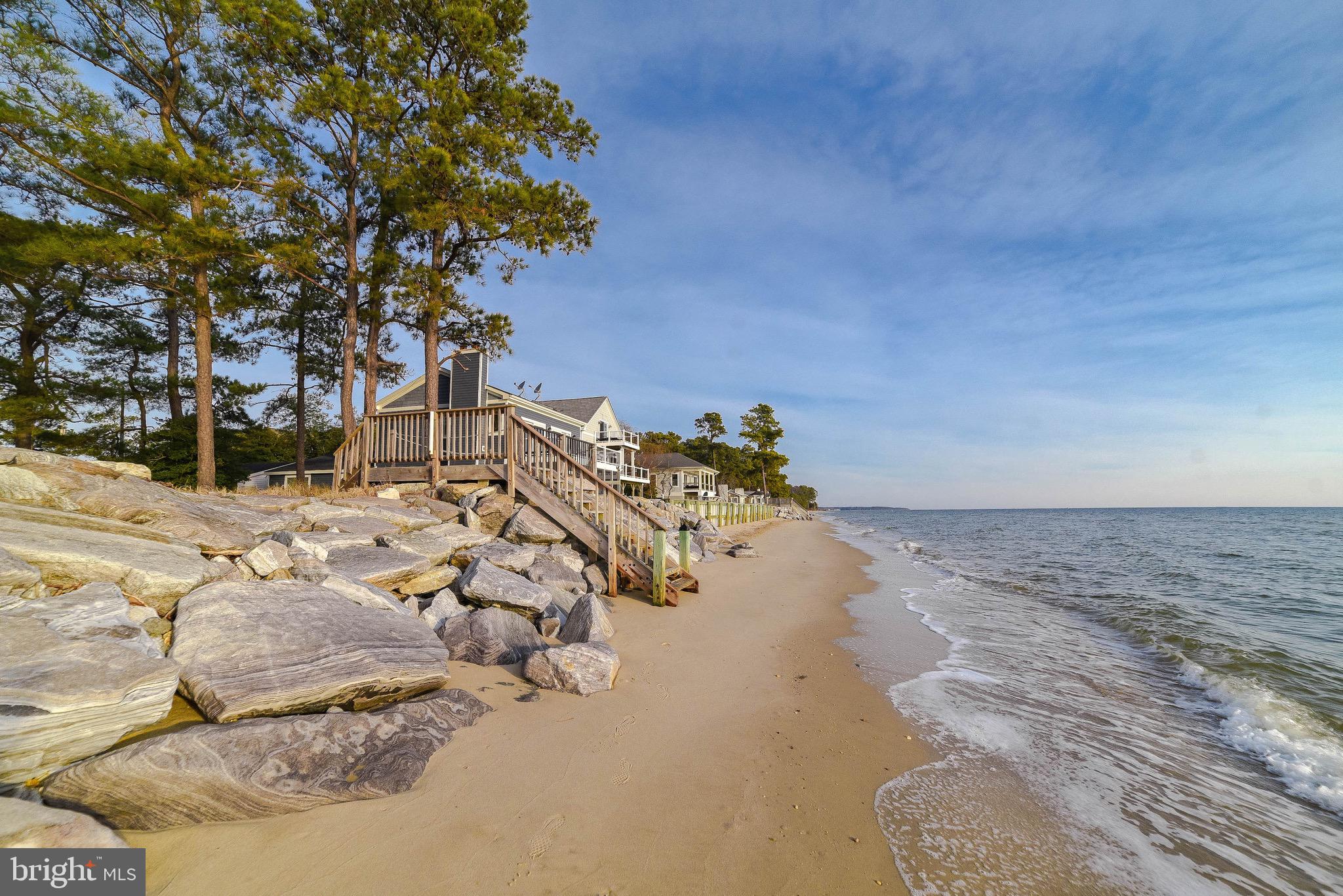 HAYS BEACH - Residential