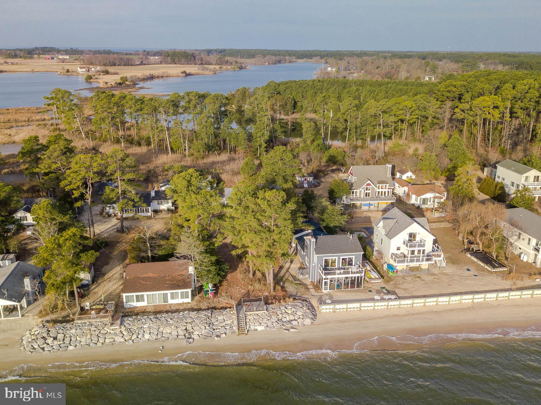 HAYS BEACH - Residential