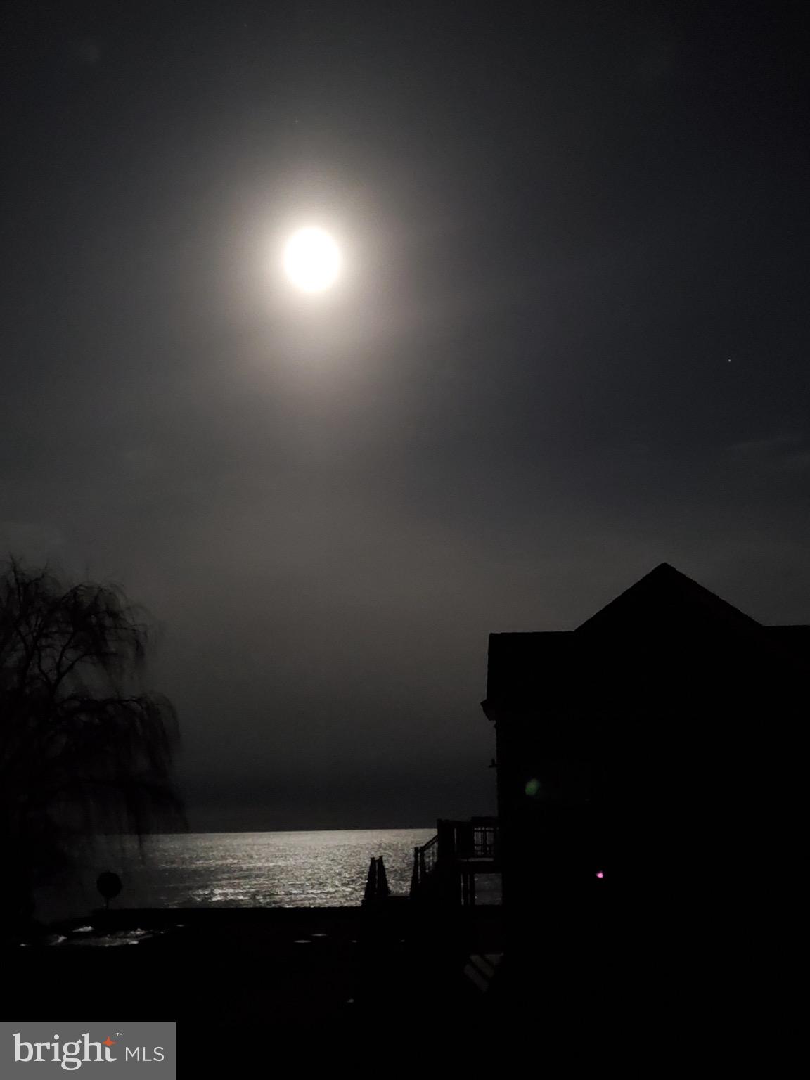 HAYS BEACH - Residential