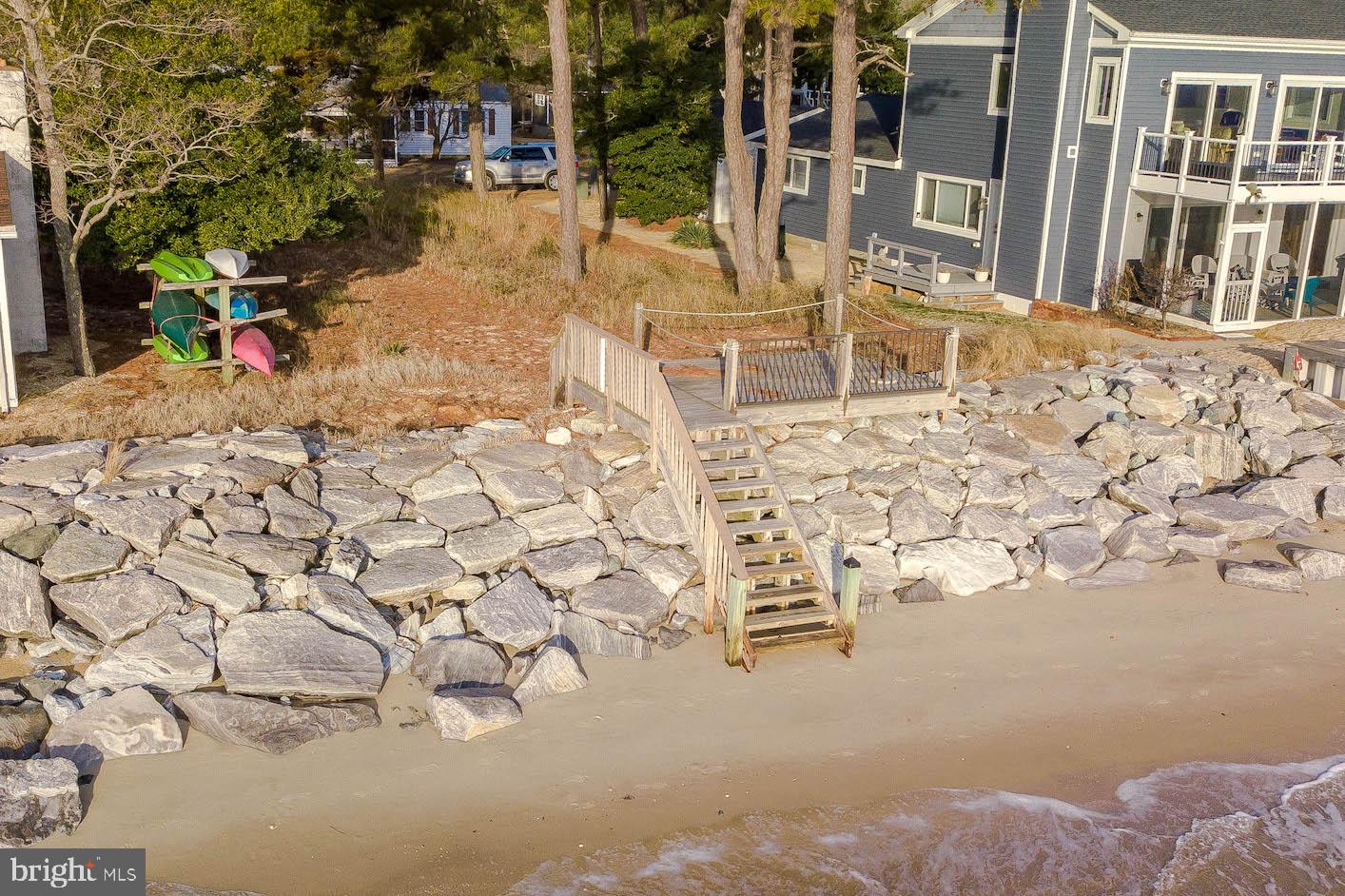 HAYS BEACH - Residential