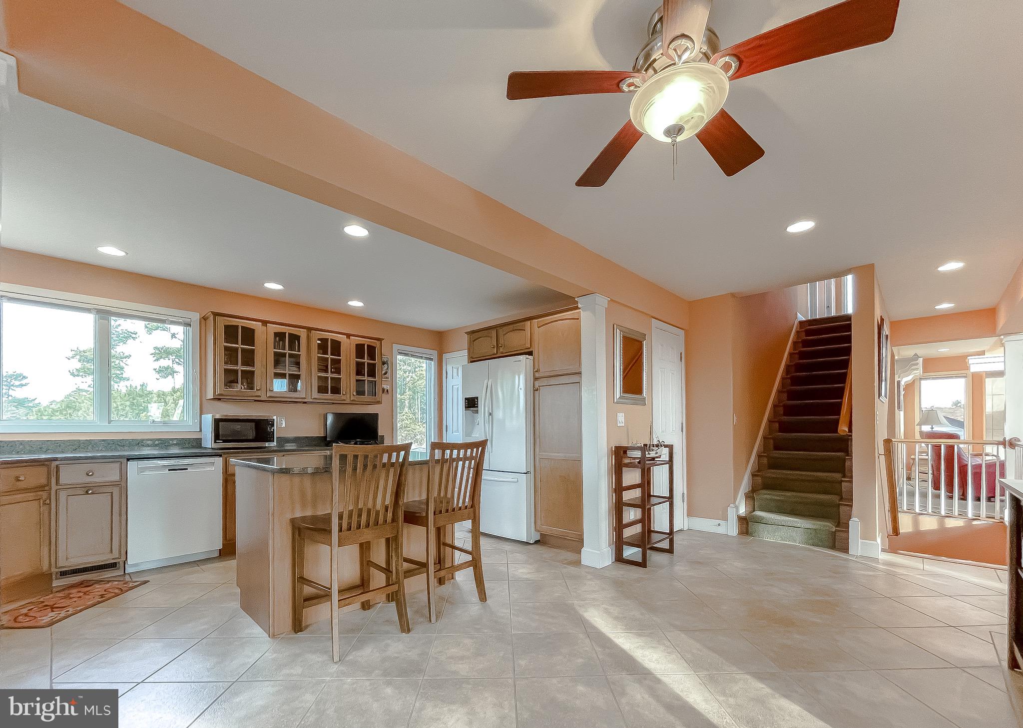 HAYS BEACH - Residential