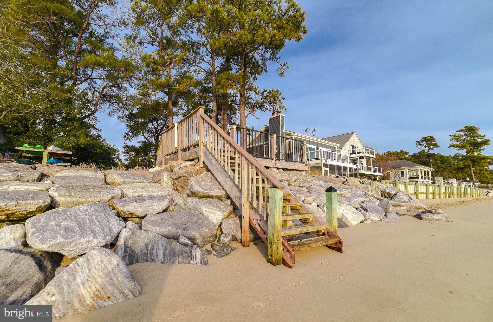 HAYS BEACH - Residential