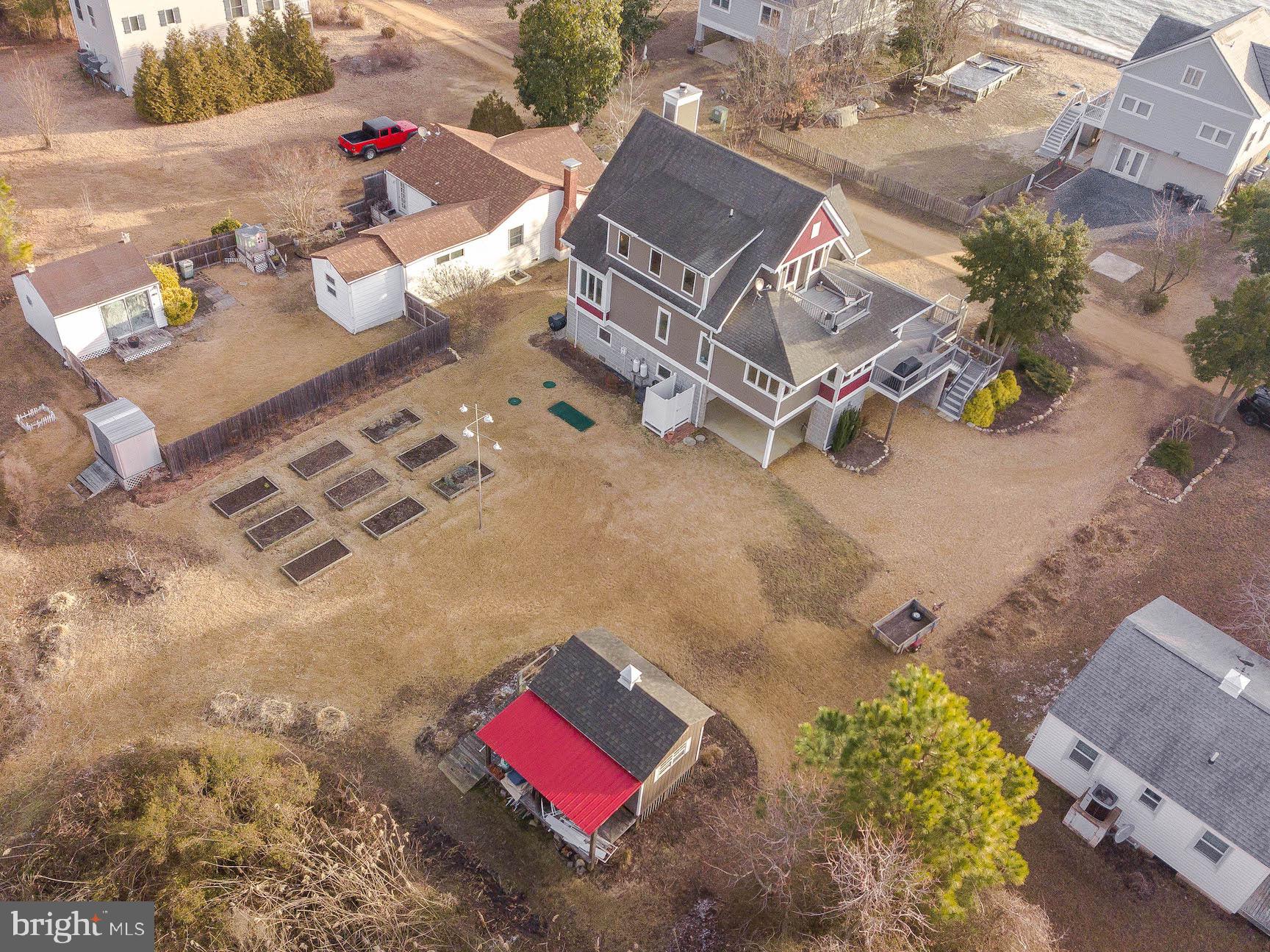 HAYS BEACH - Residential