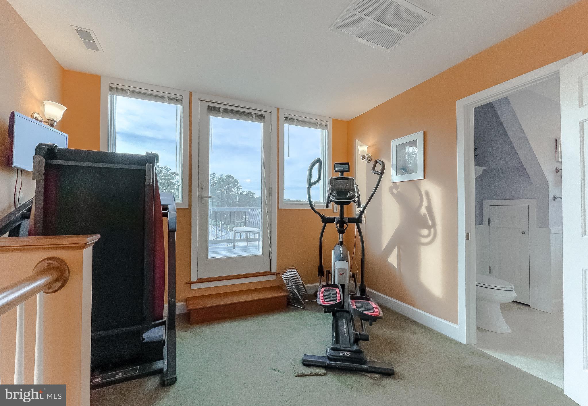 HAYS BEACH - Residential