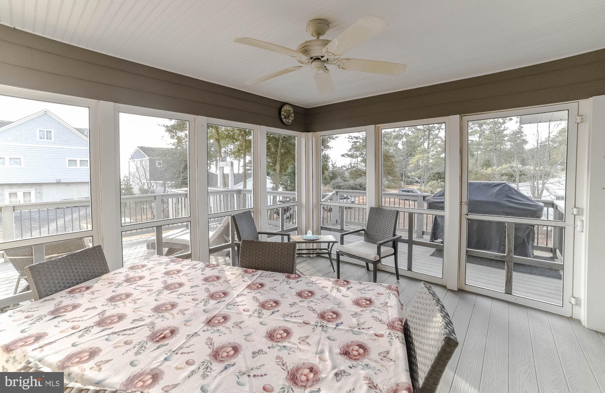 HAYS BEACH - Residential