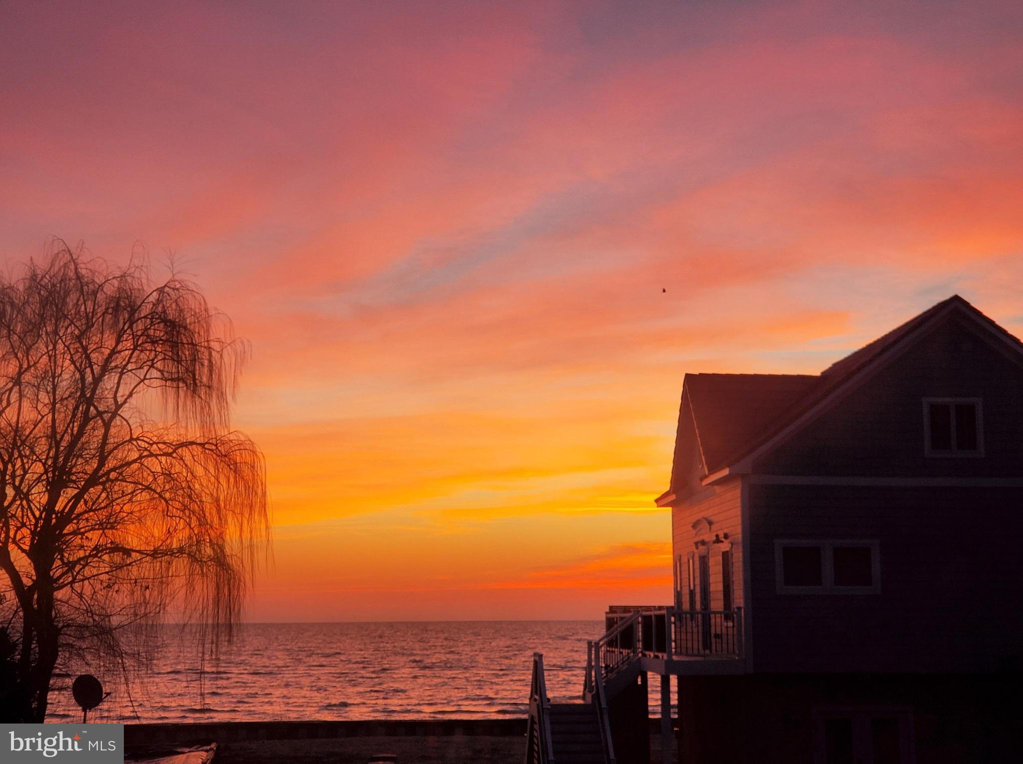 HAYS BEACH - Residential