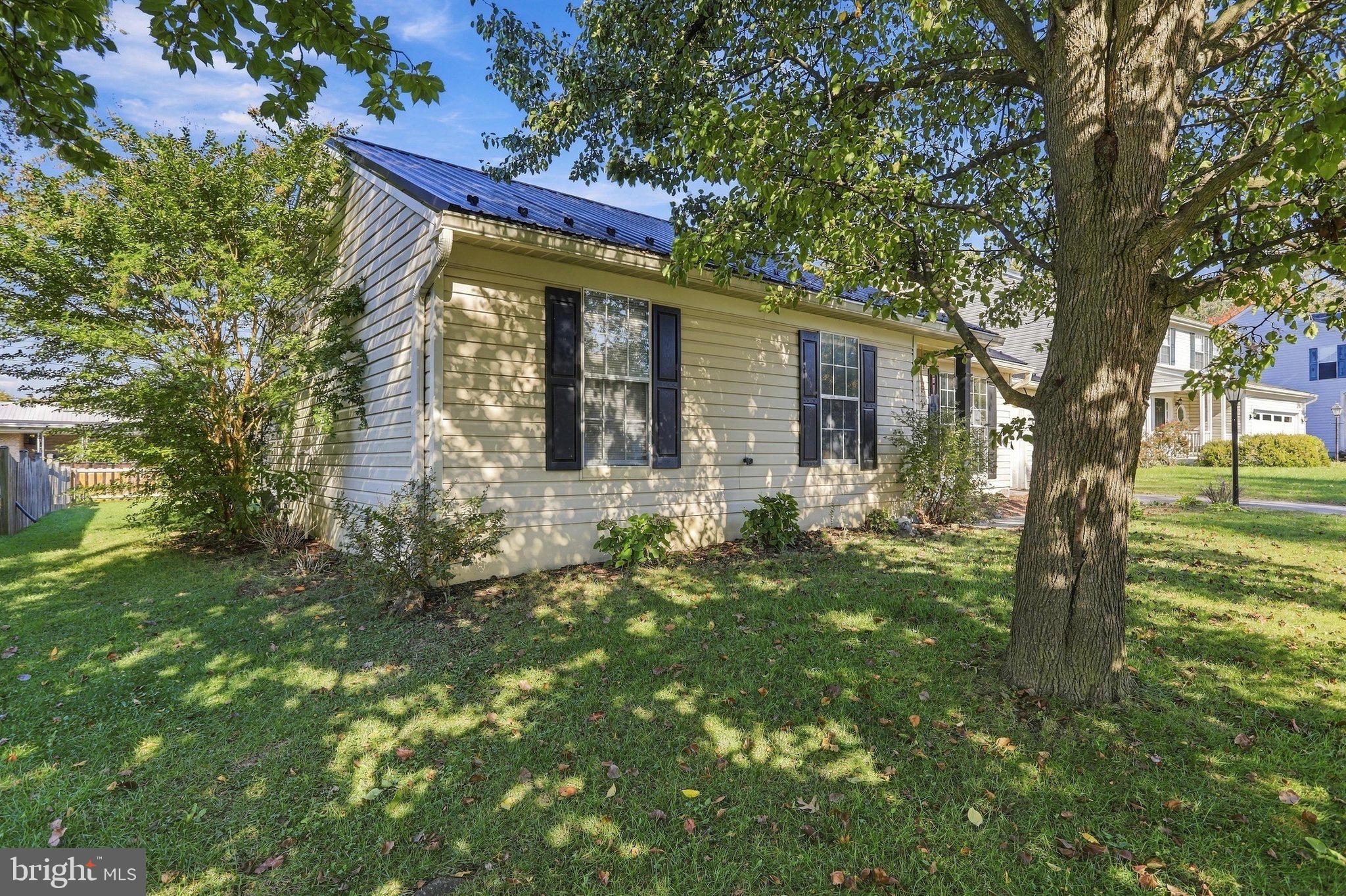 17304 TAMARACK DRIVE