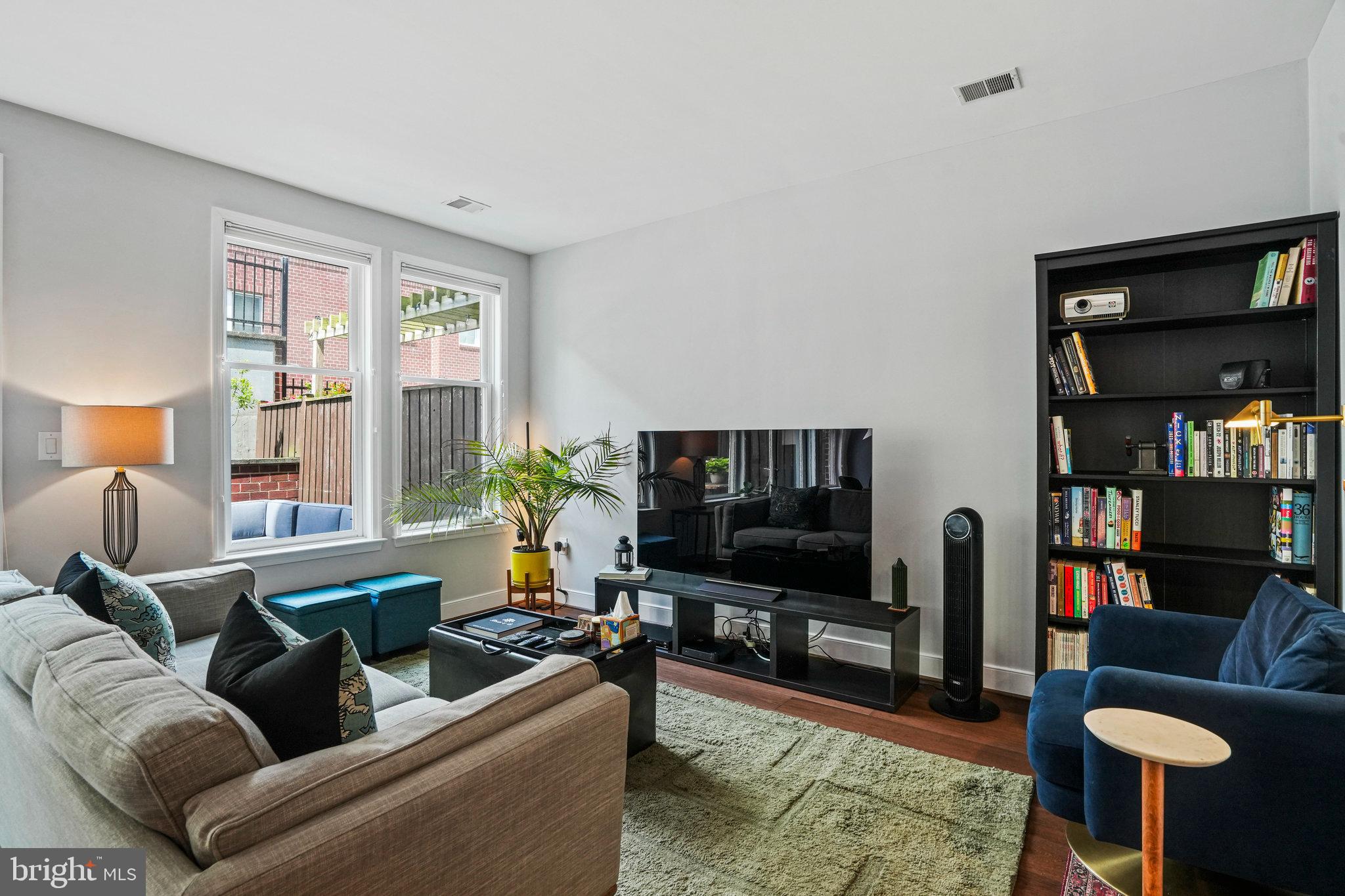 RHODES HILL SQUARE - Residential