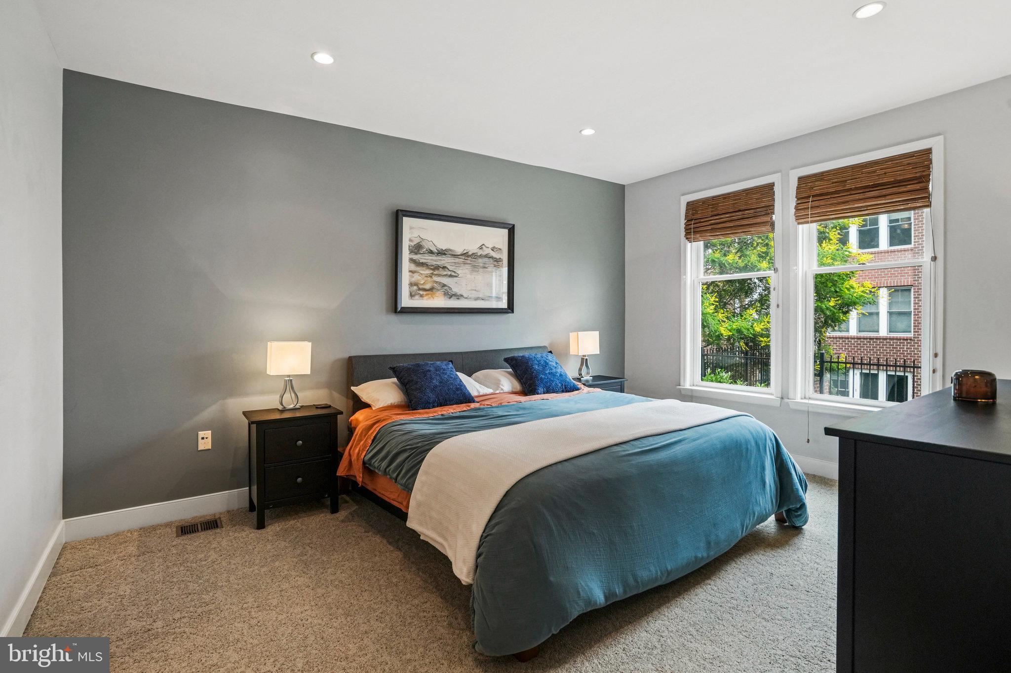 RHODES HILL SQUARE - Residential