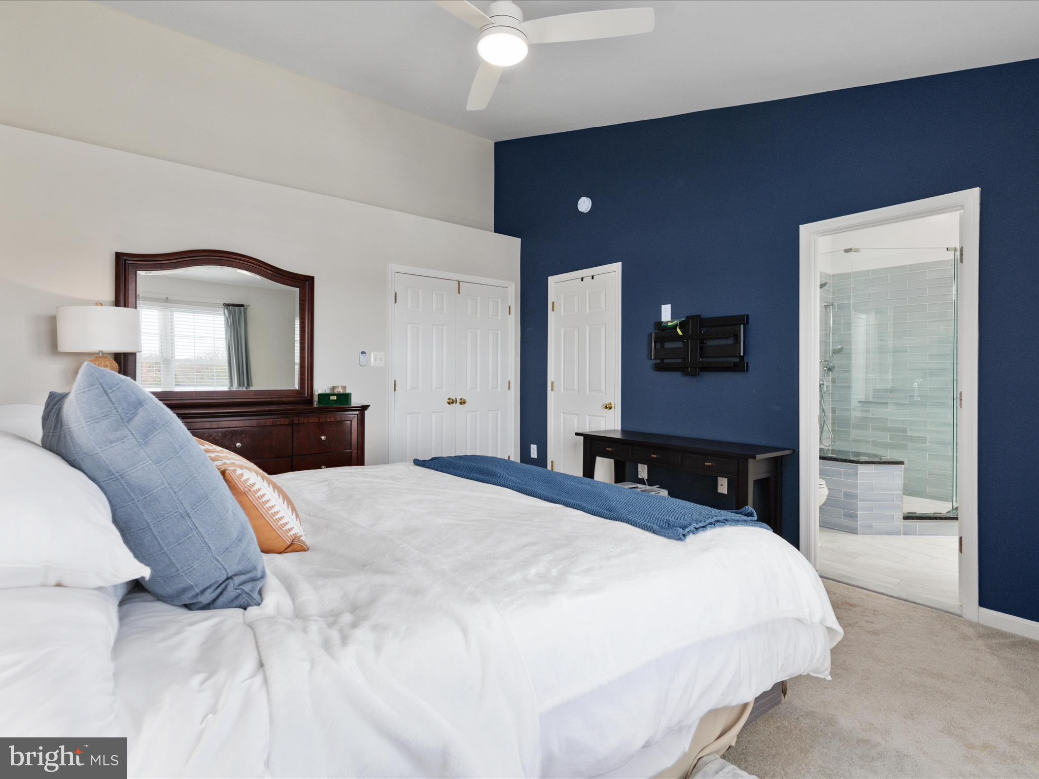 RIDGES AT ASHBURN - Residential