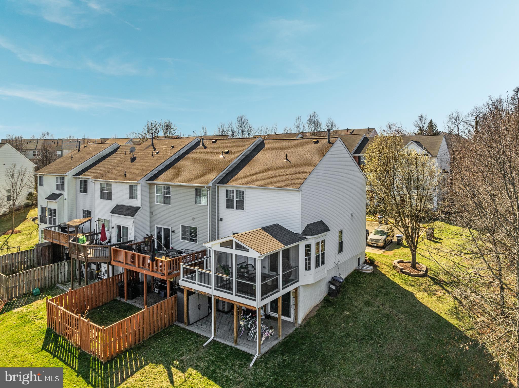 RIDGES AT ASHBURN - Residential