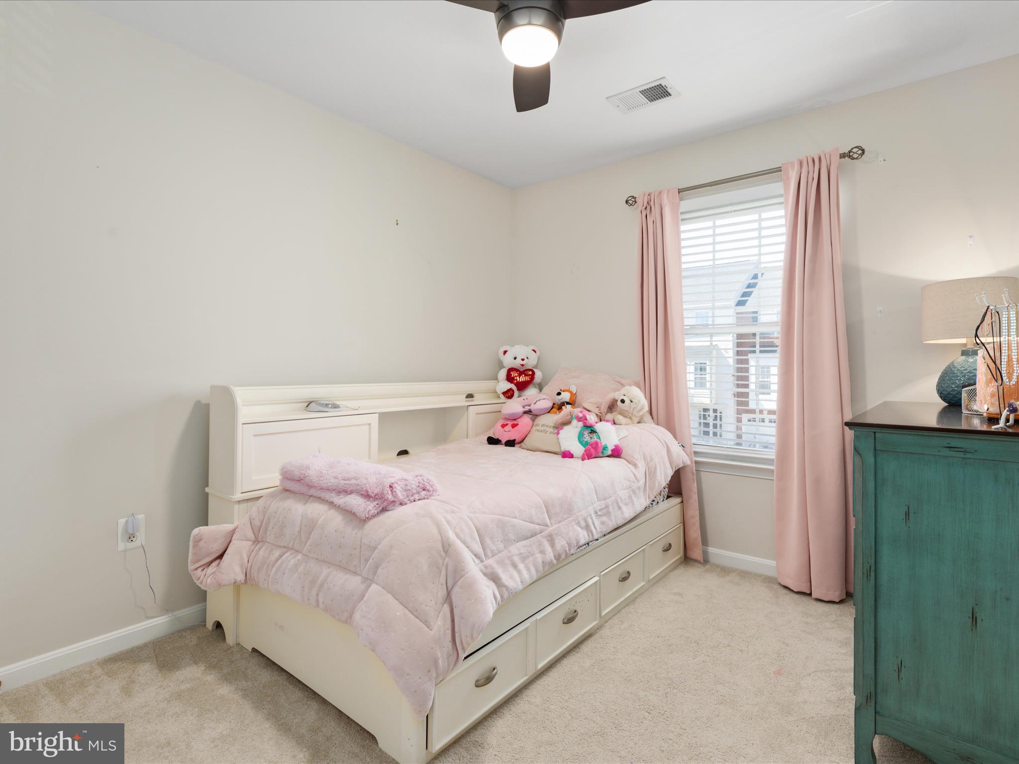 RIDGES AT ASHBURN - Residential