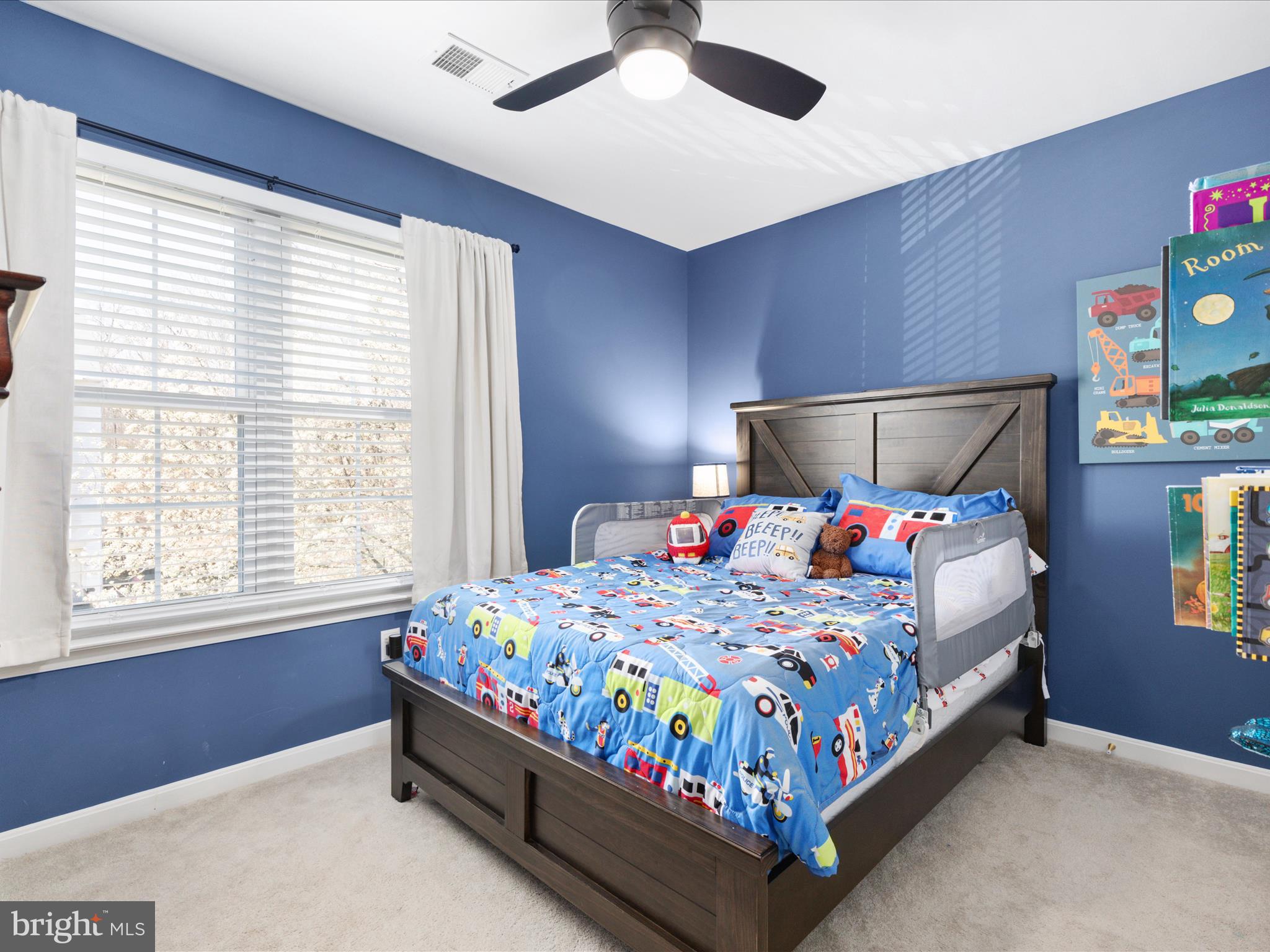 RIDGES AT ASHBURN - Residential