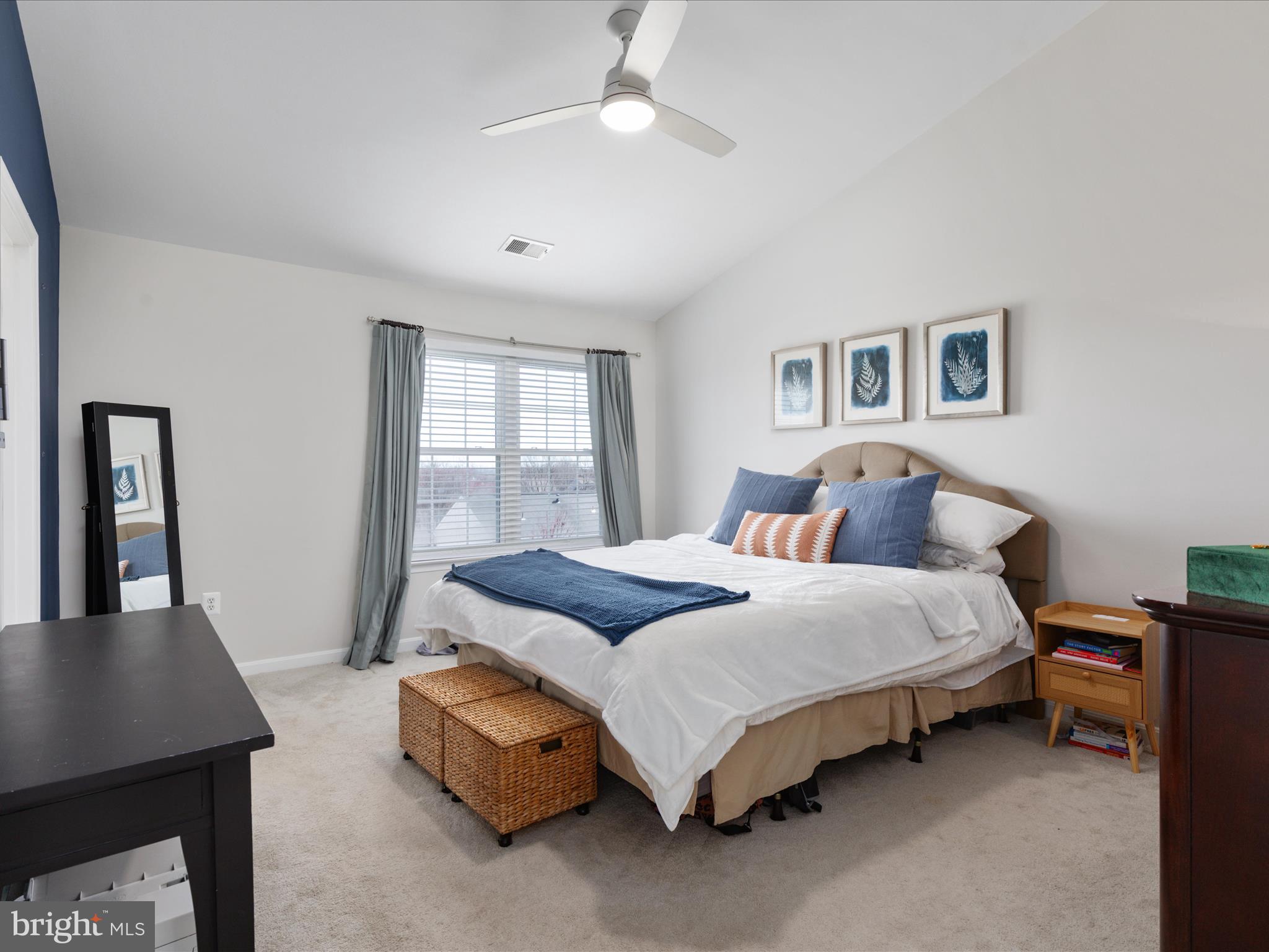 RIDGES AT ASHBURN - Residential