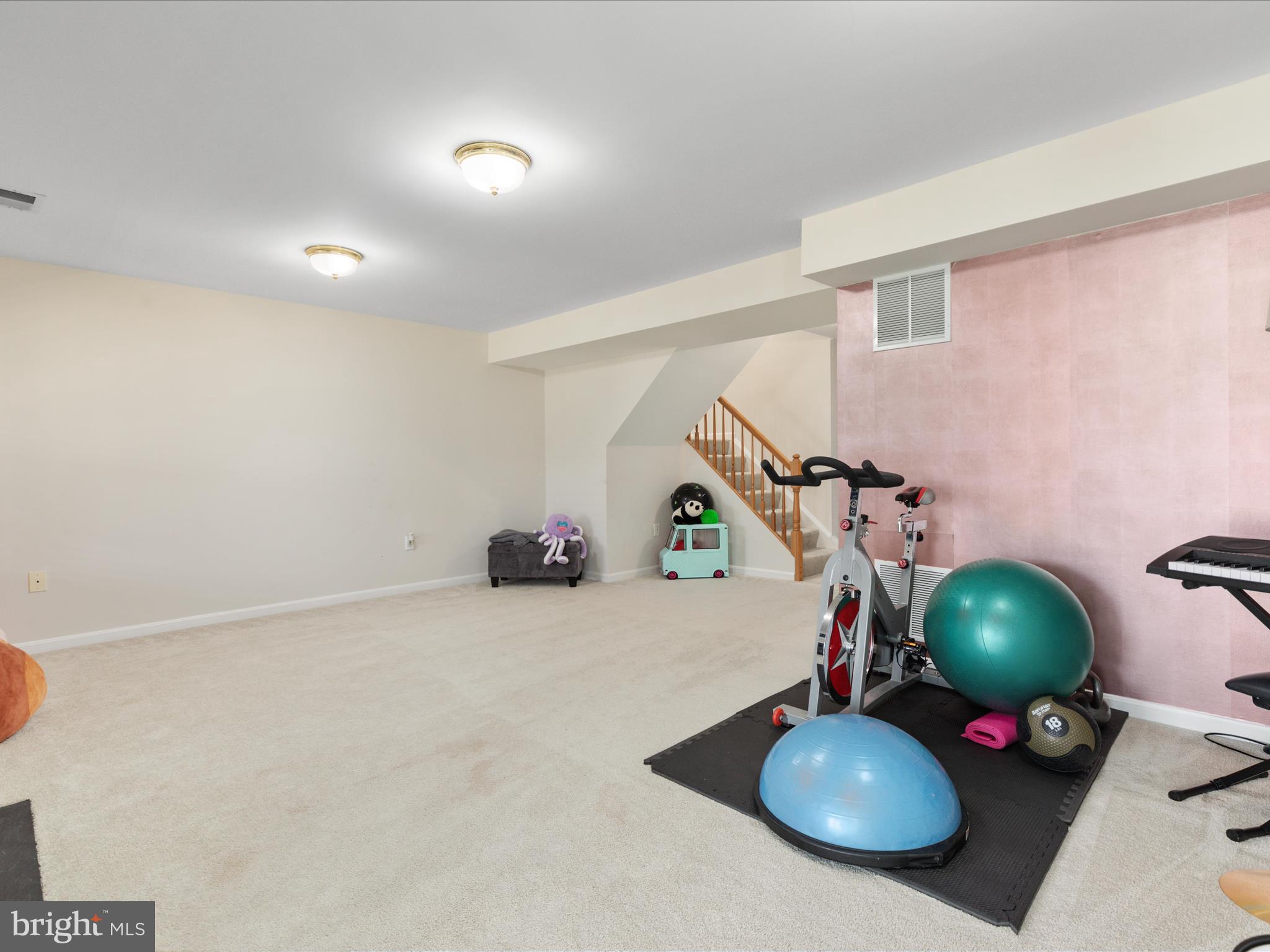 RIDGES AT ASHBURN - Residential