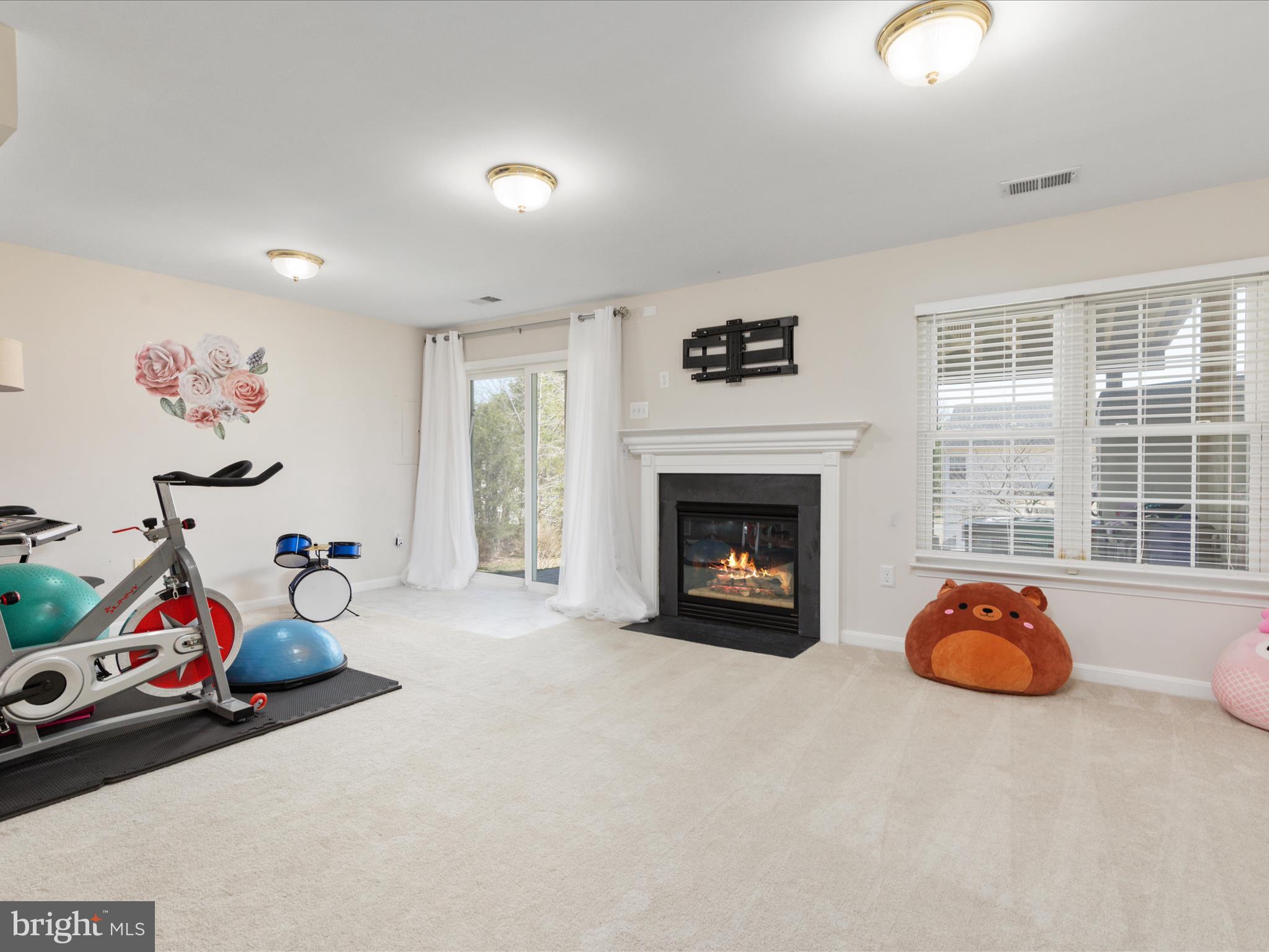 RIDGES AT ASHBURN - Residential