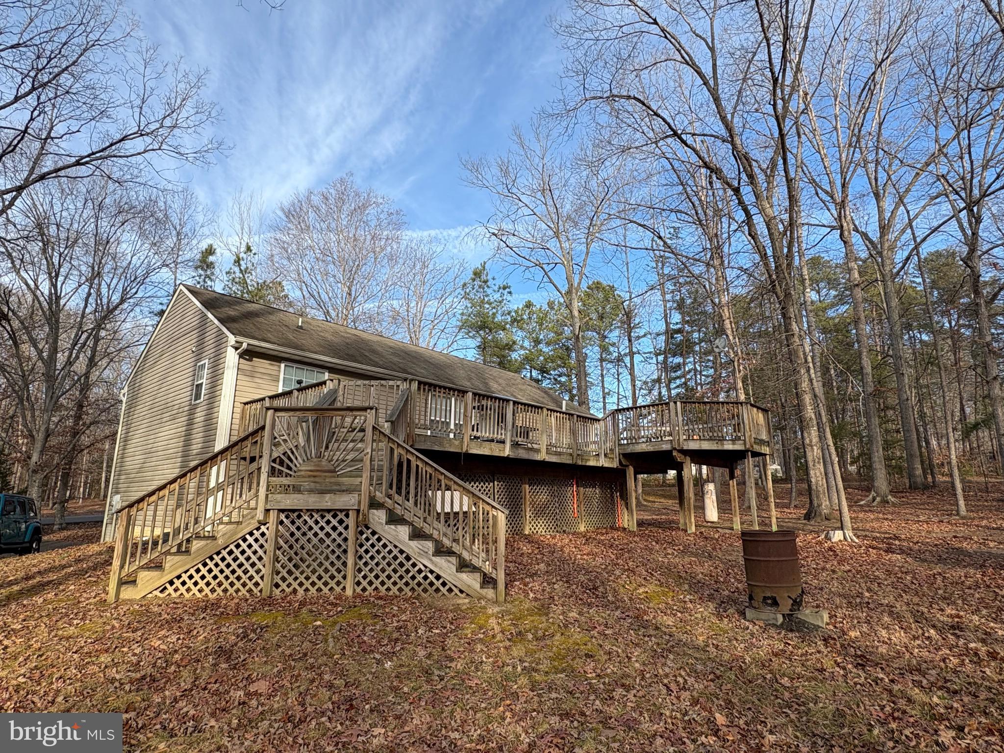 LAKE LAND OR - Residential